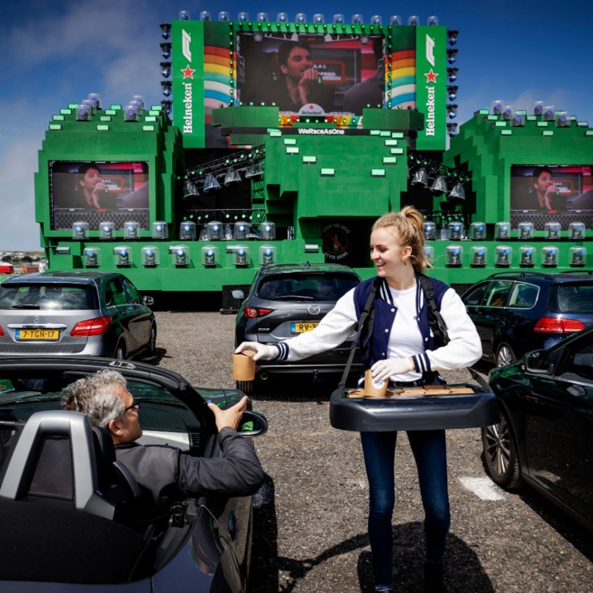 heineken parkeerde f1 drive in bios exclusief voor zorgpersoneel