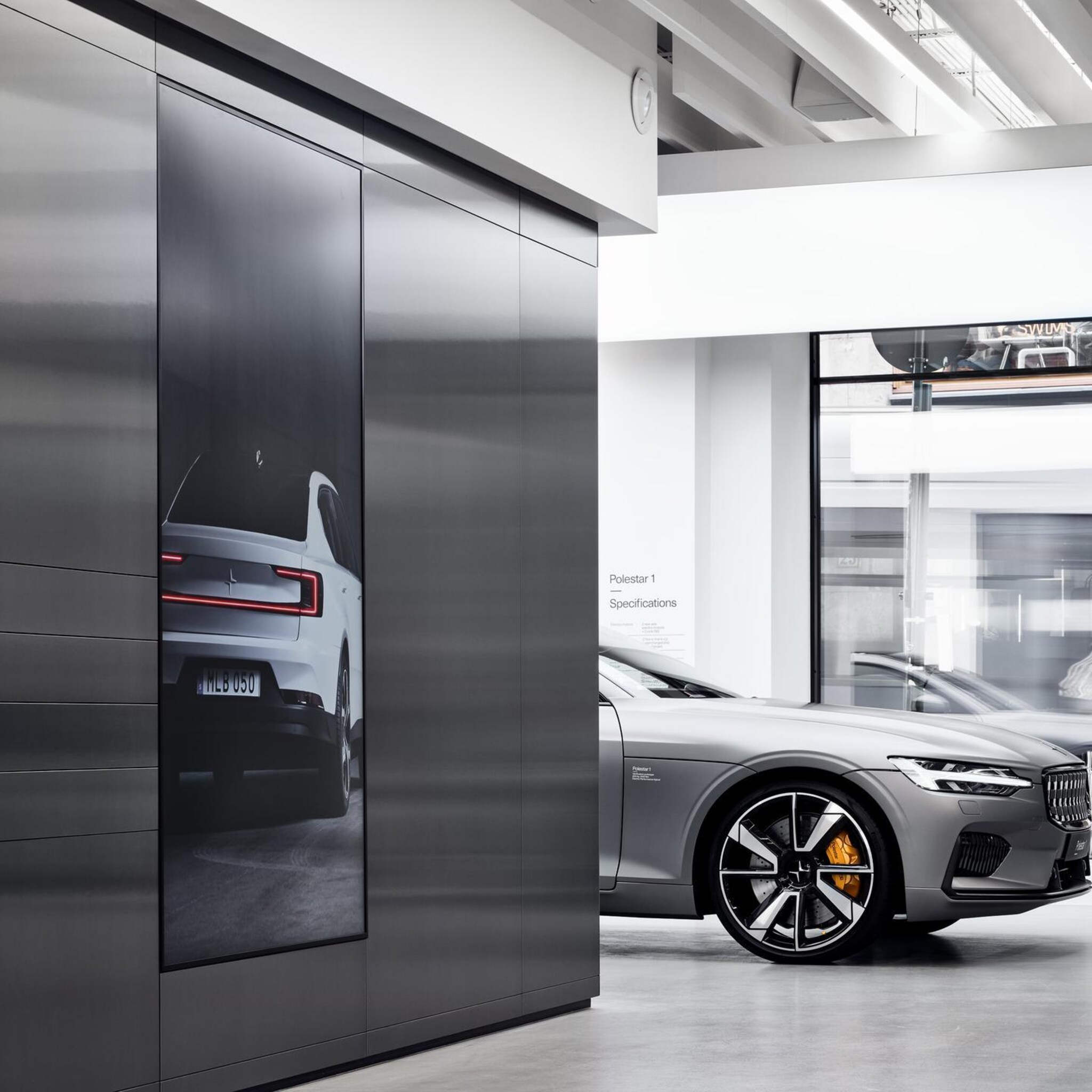 zo zet dit elektrische performance automerk zichzelf op de kaart