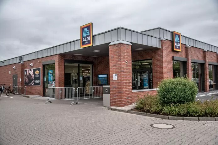 Even naar Duitsland voor goedkopere boodschappen? Het gebeurt steeds vaker. Foto's: Theo Peeters