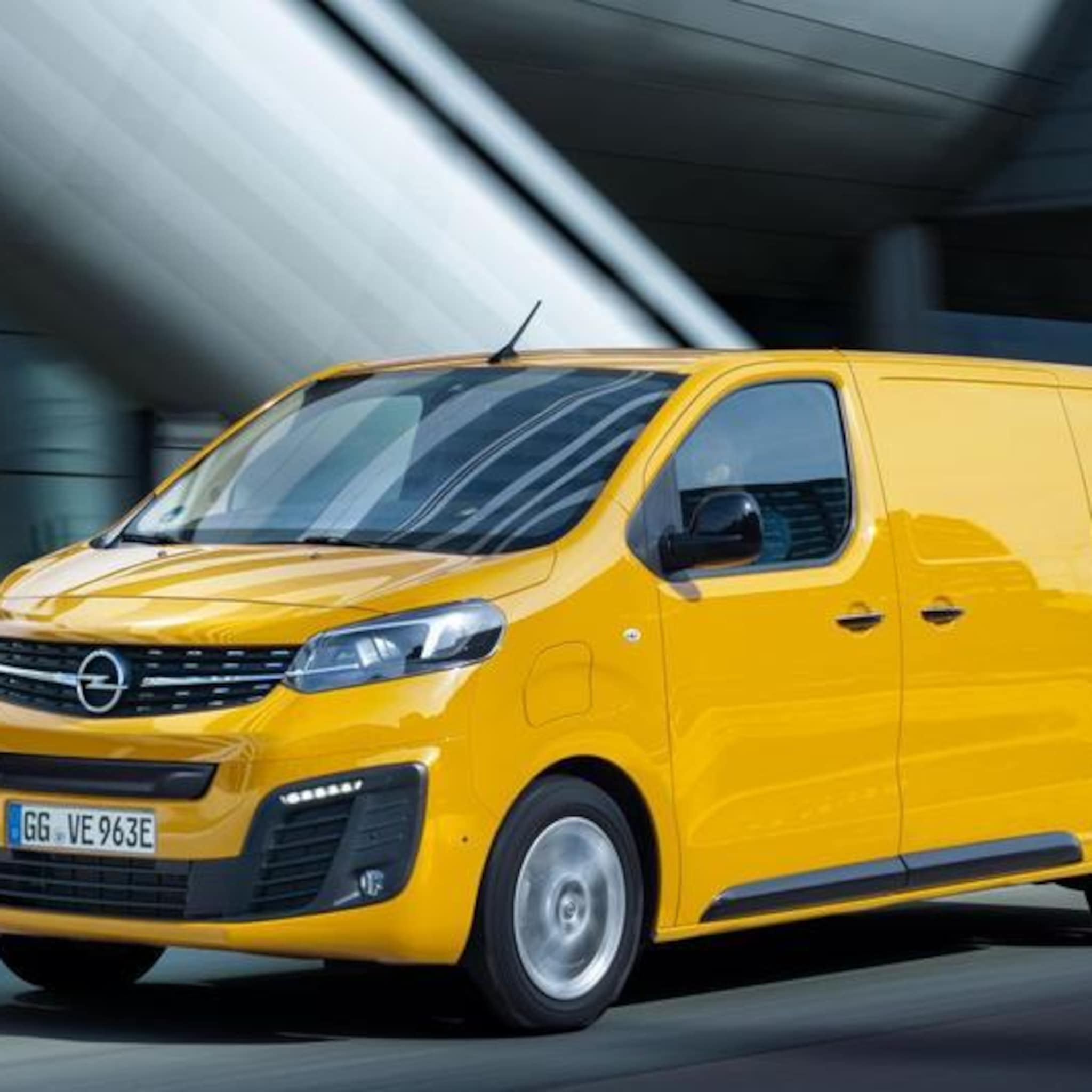 dit is de elektrische opel vivaro e