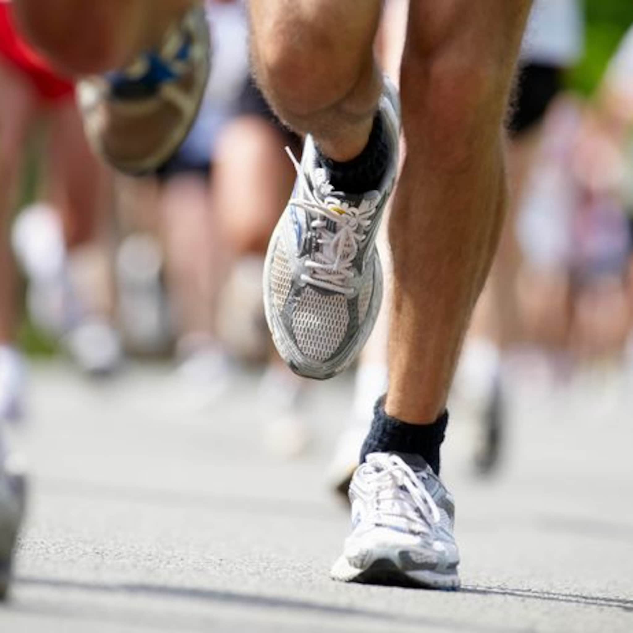 run op hardloopschoenen voorraden sportzaken en magazijnen slinken