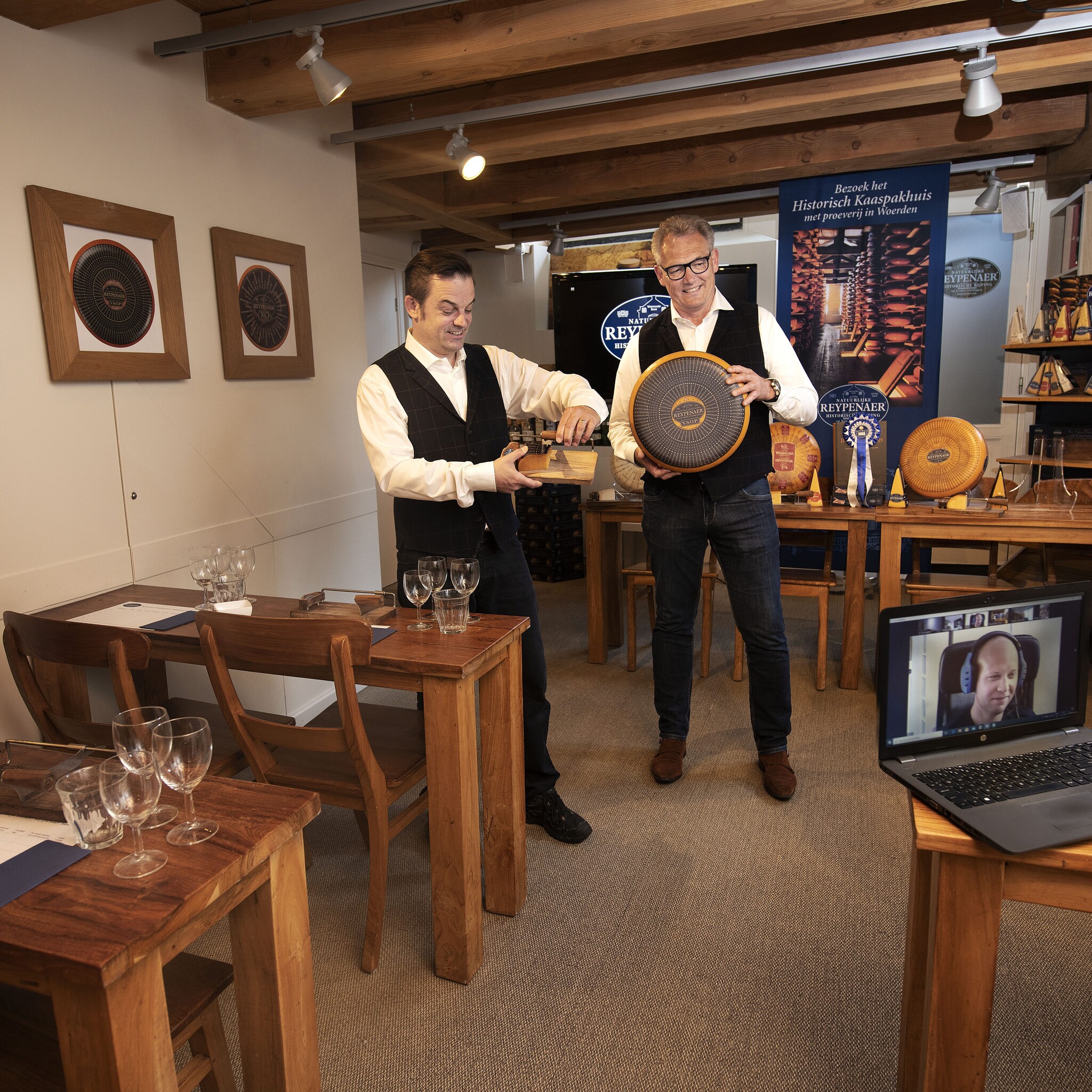 historisch kaasmerk nu ook met zoomproeverijen