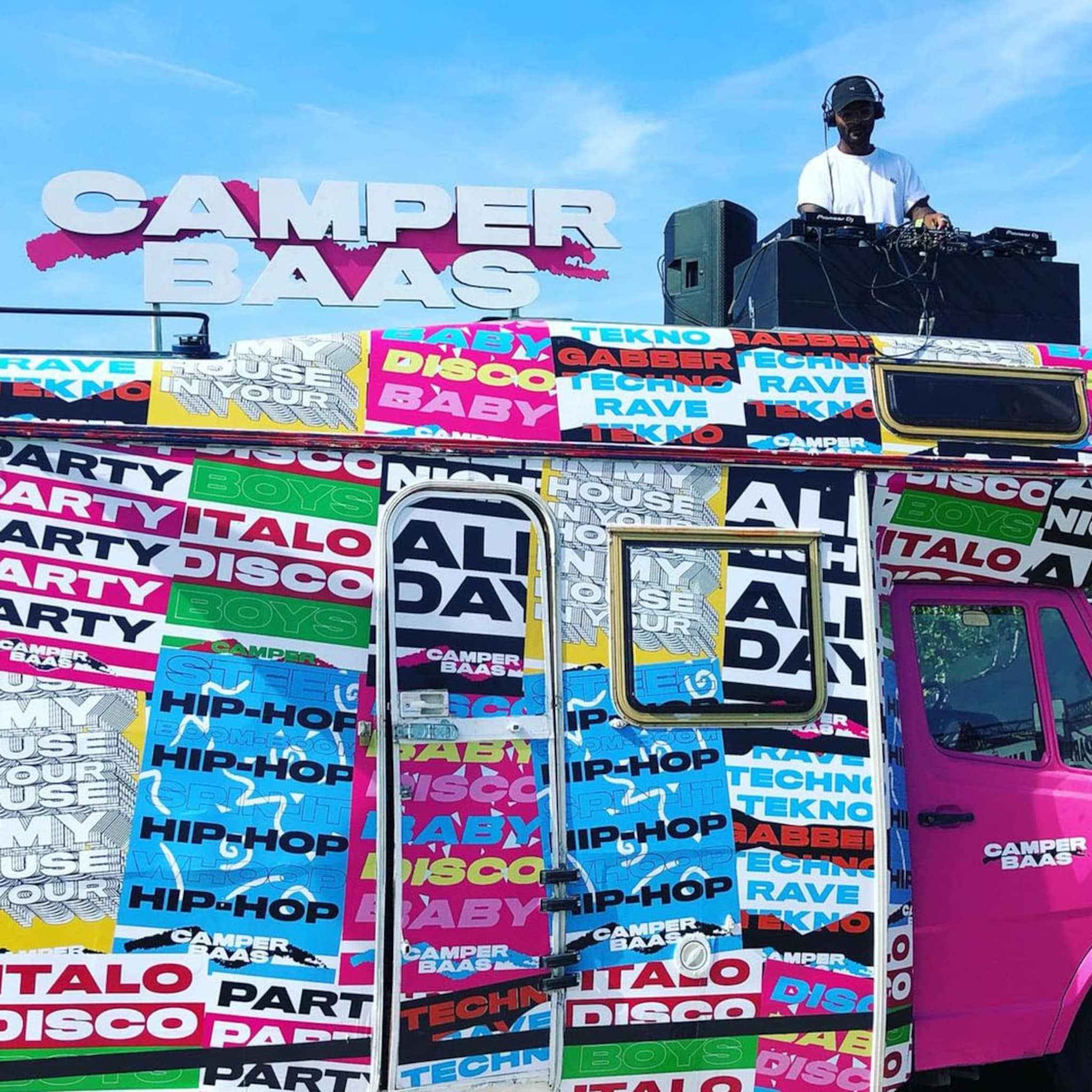 toch een feestje buiten dit bedrijf lanceert platform voor drive in festivals op locatie