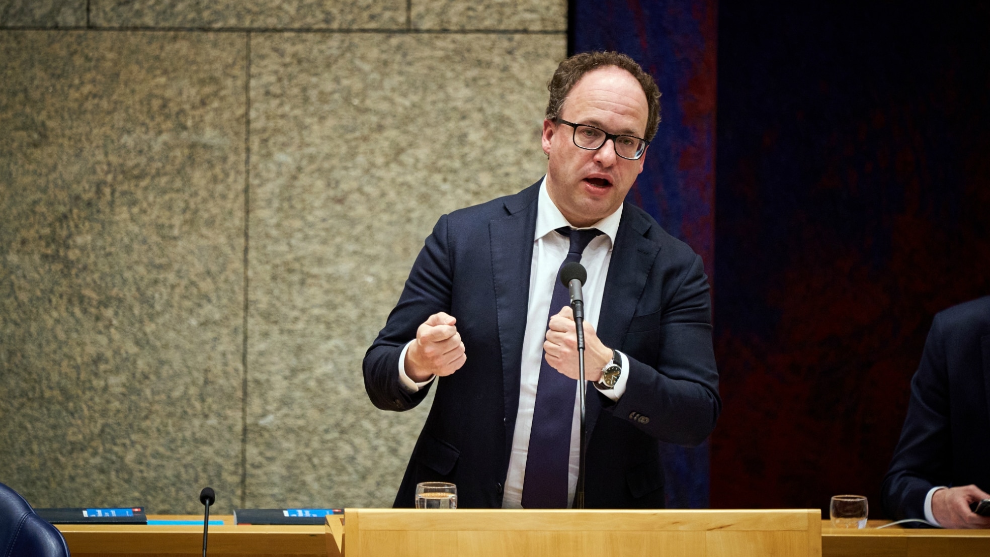 Minister Koolmees van Sociale Zaken eerder in de Tweede Kamer.