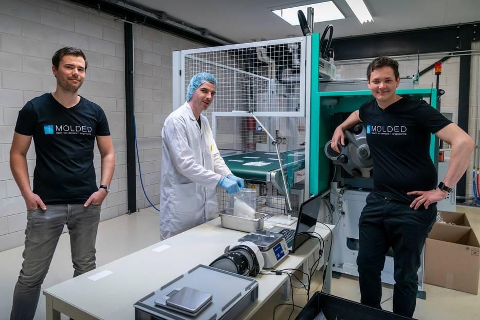 De drie jonge ondernemers van Molded. (V.l.n.r.) Jeroen Raijmakers, Jeroen Compen en Martijn van de Ven. Foto: Marc Bolsius