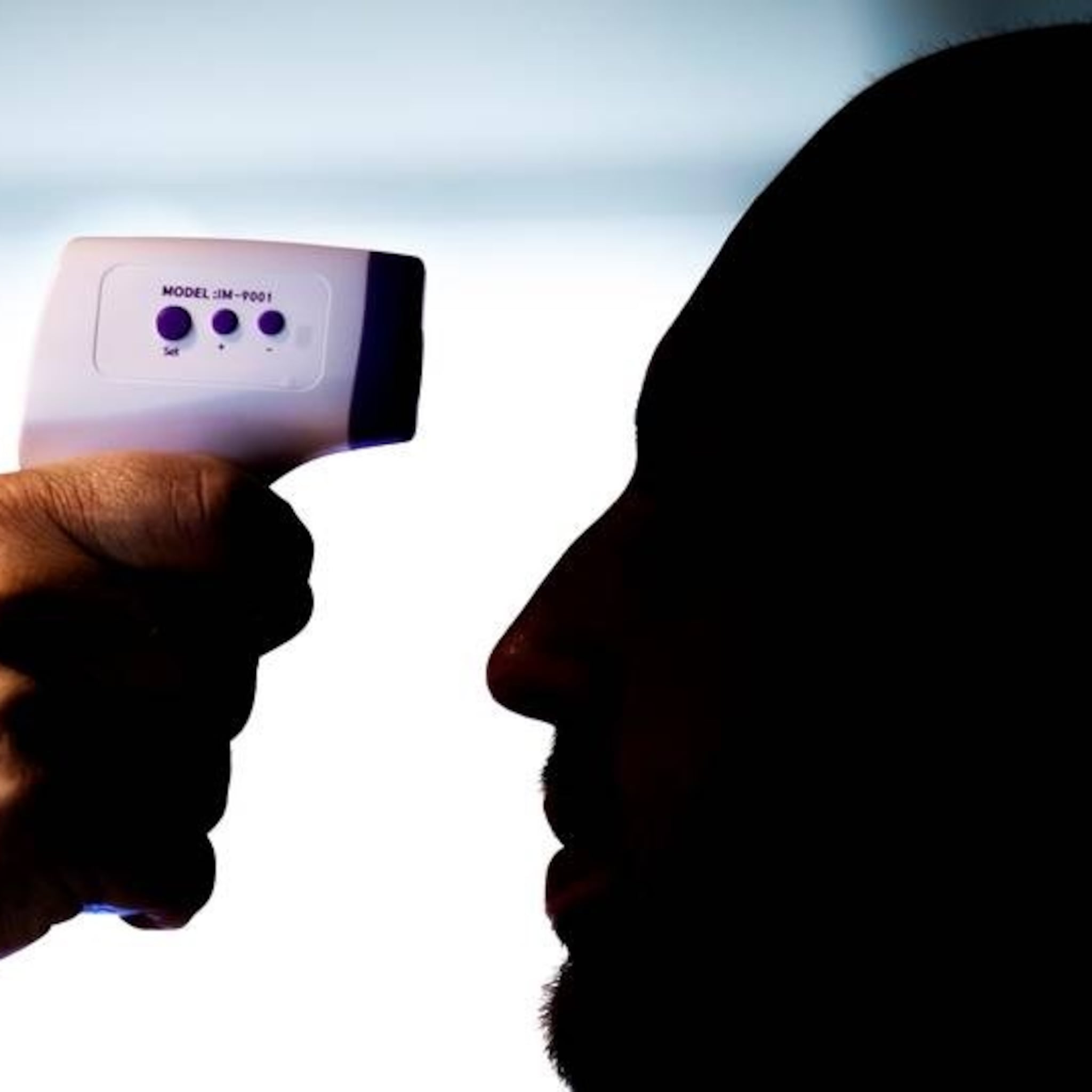 werknemers op koorts testen het gebeurt maar mag het ook