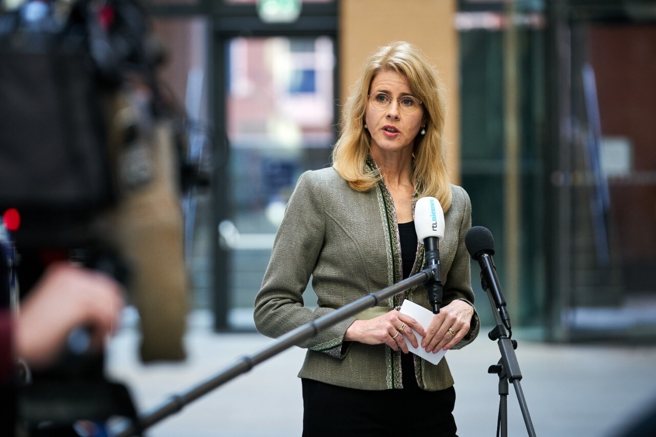 EZK-staatssecretaris Mona Keijzer: 'Door het Ondernemersklankbord aan het mkb gratis te maken hopen we dat onze ondernemers geen drempel voelen om aan te kloppen als ze steun kunnen gebruiken van deze ervaren club oud-ondernemers.'
