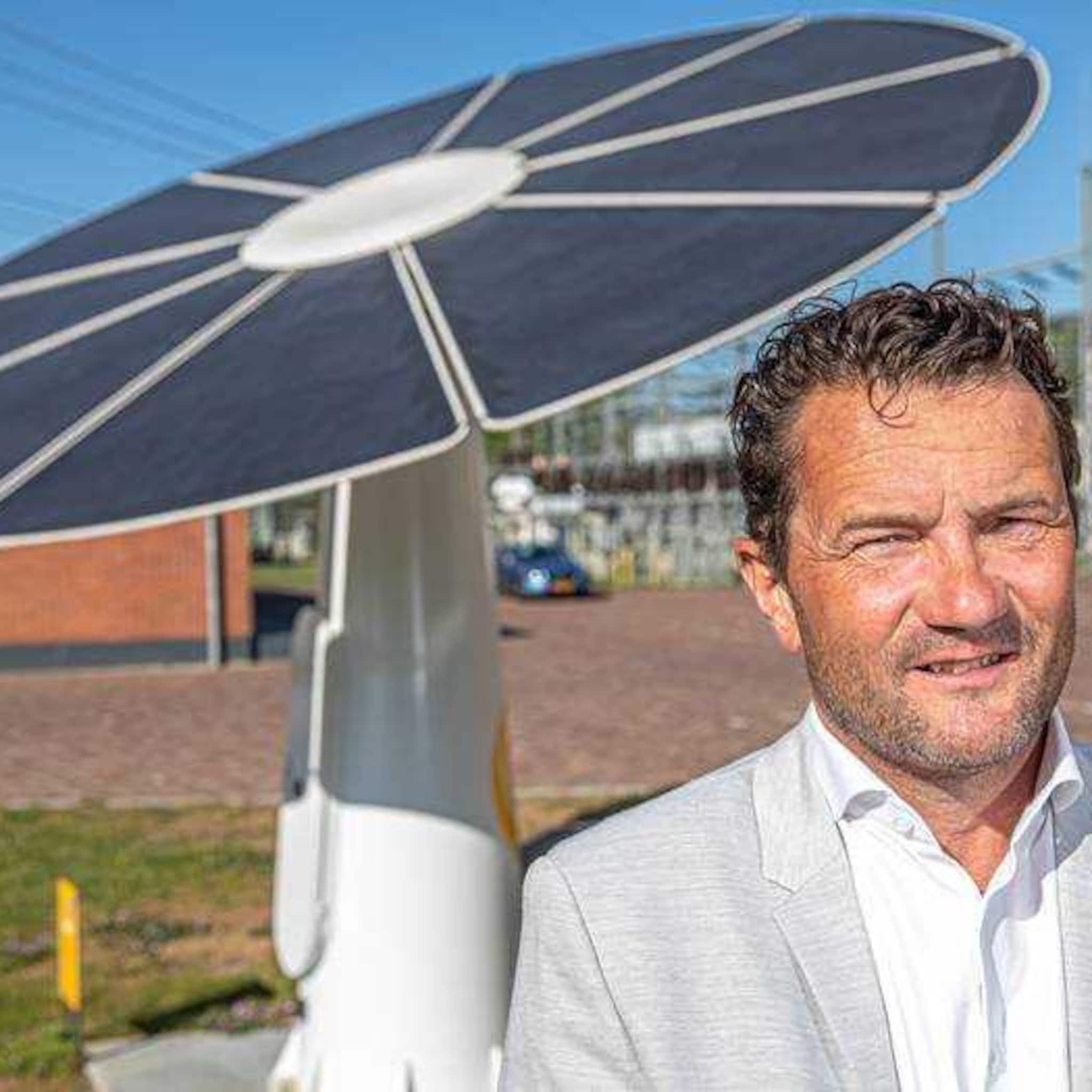 is het een paraplu is het een zonnebloem het is een energiefabriekje