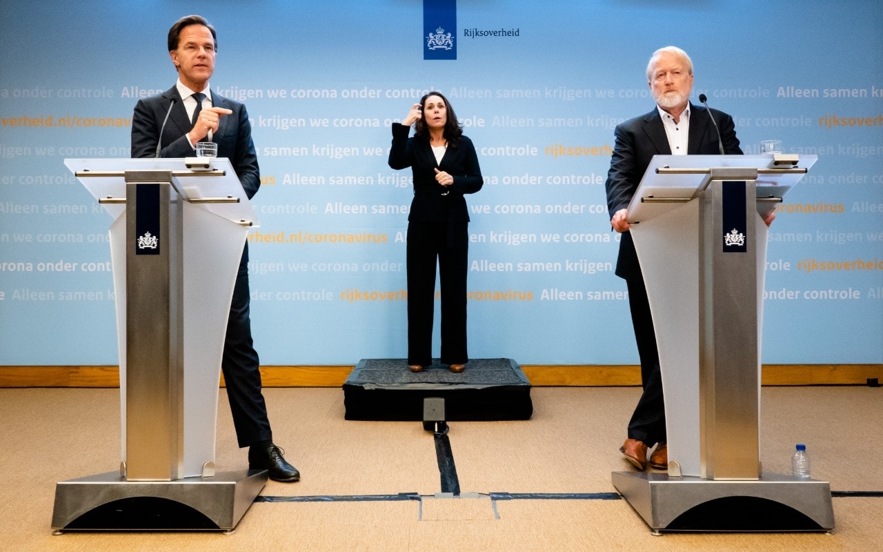 Premier Rutte in de persconferentie van 21 april: geen woord over extra benodigde steun voor het bedrijfsleven. Foto: ANP.