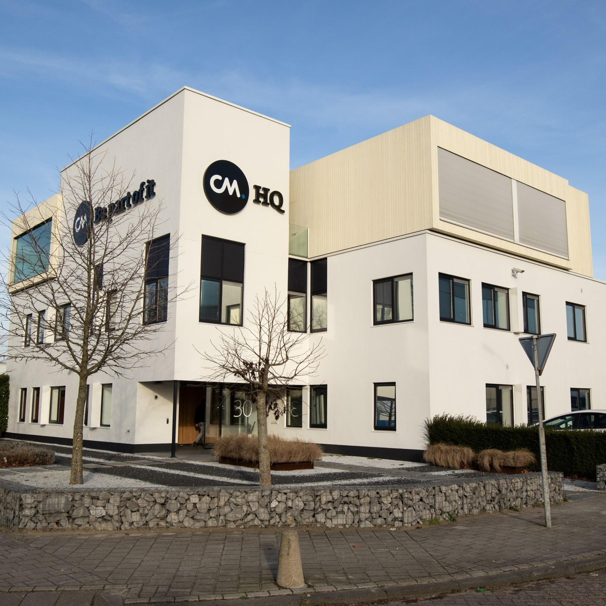 coronacrisis stuwt opbrengsten techbedrijf cm com