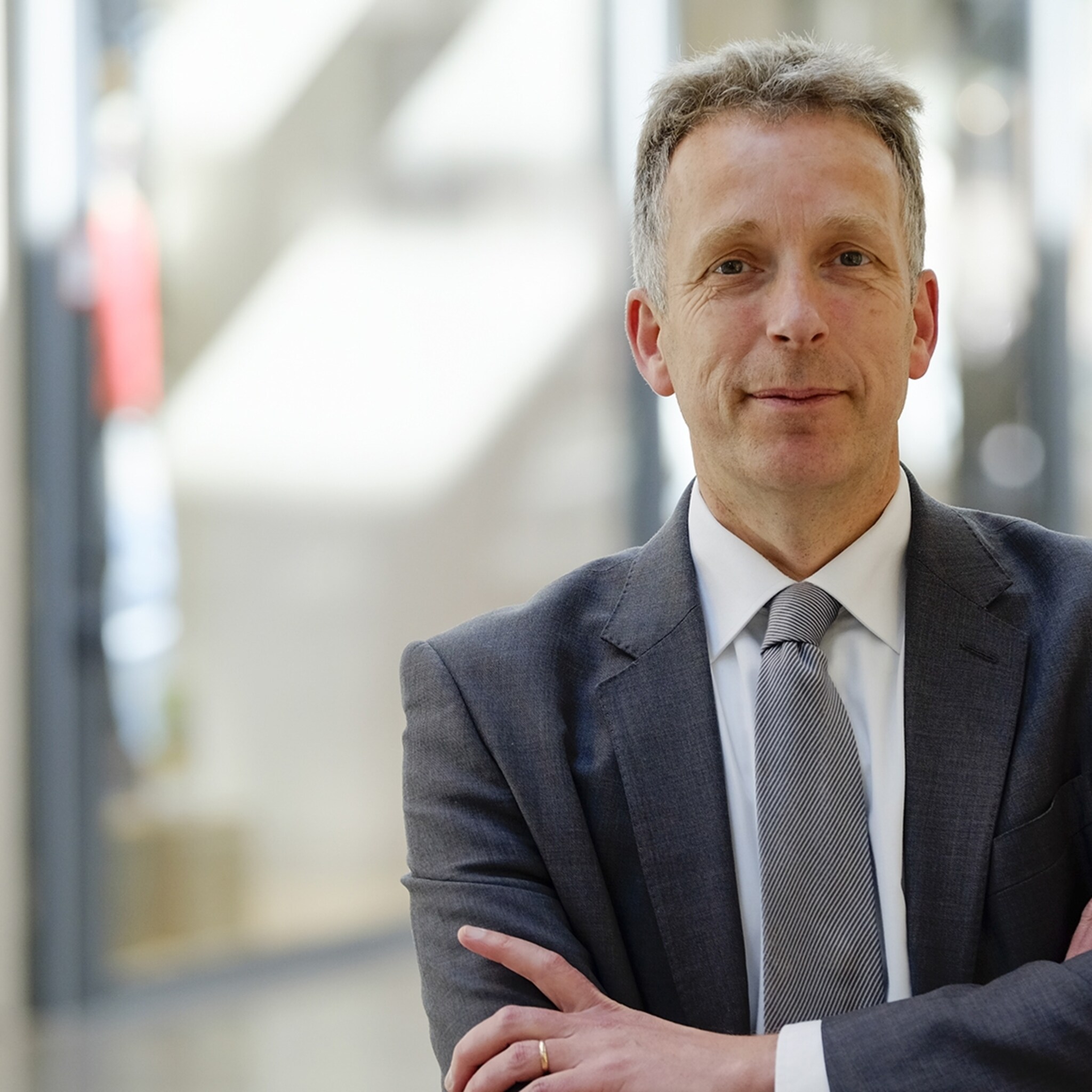 hans van tellingen hema heeft goud in handen dus iets minder drama graag
