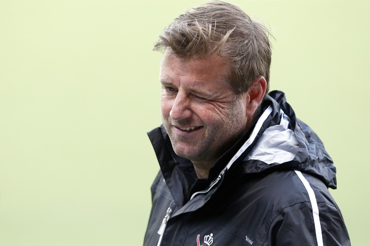 Marc Lammers is hét voorbeeld van een moderne coach. Met innovatieve oplossingen en een nieuwe manier van leidinggeven wist hij zijn team te prikkelen en te verbeteren, met als uiteindelijk resultaat Olympisch Goud in Beijing 2008 met de hockeydames.