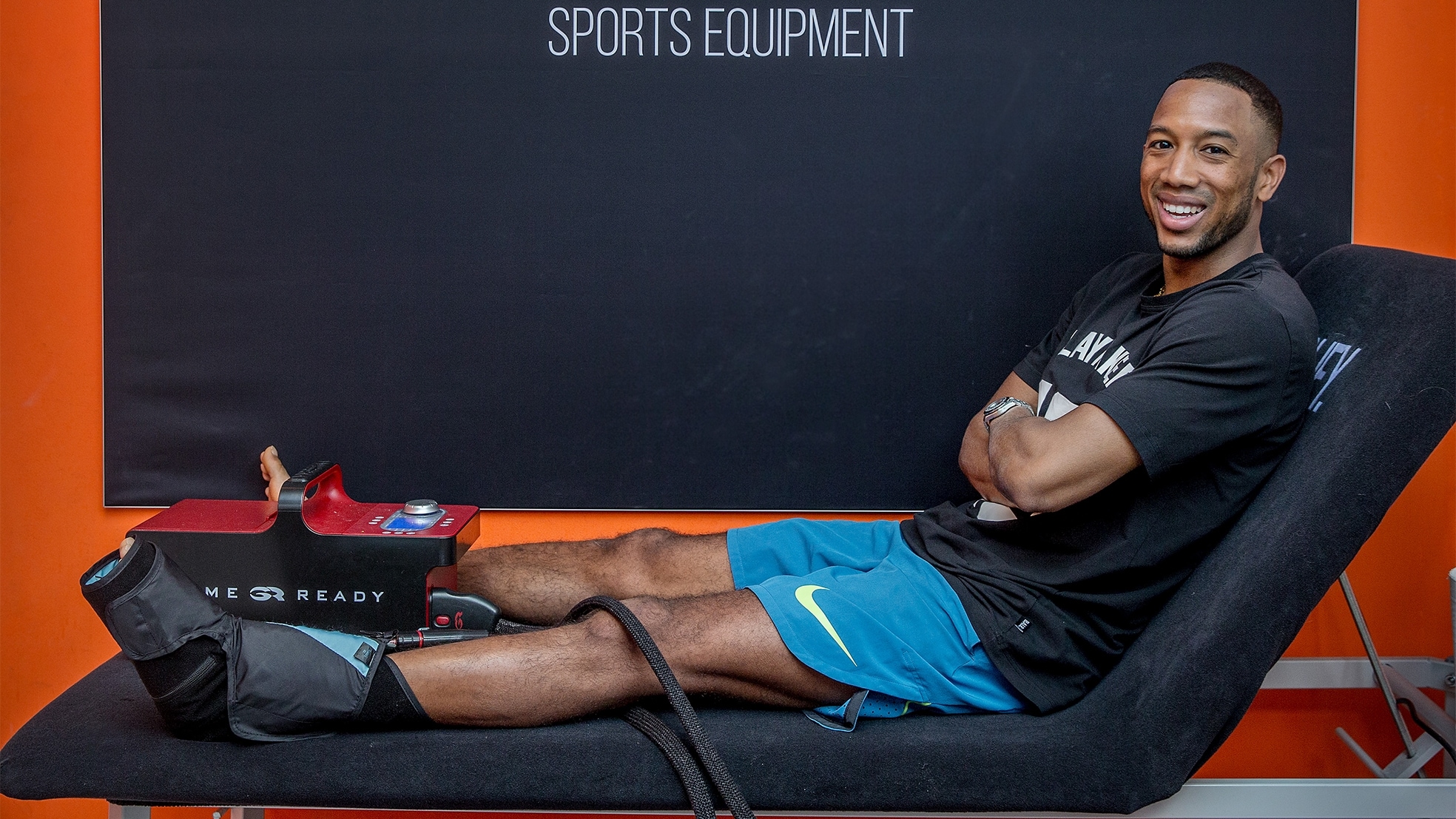 Voetballer en webshophouder Fabian Sporkslede: ,,Door de vele blessures is het idee ontstaan.’’ Foto: Jean-Pierre Jans
