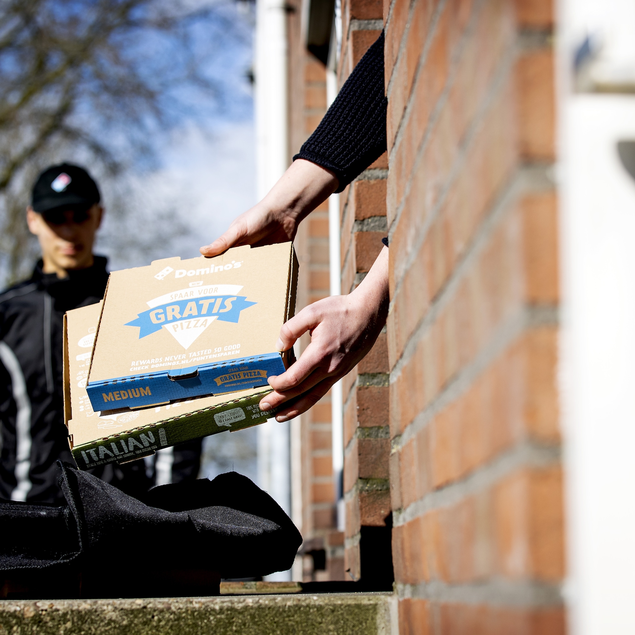 maaltijdbezorgers blijven open wel contactloze bezorging