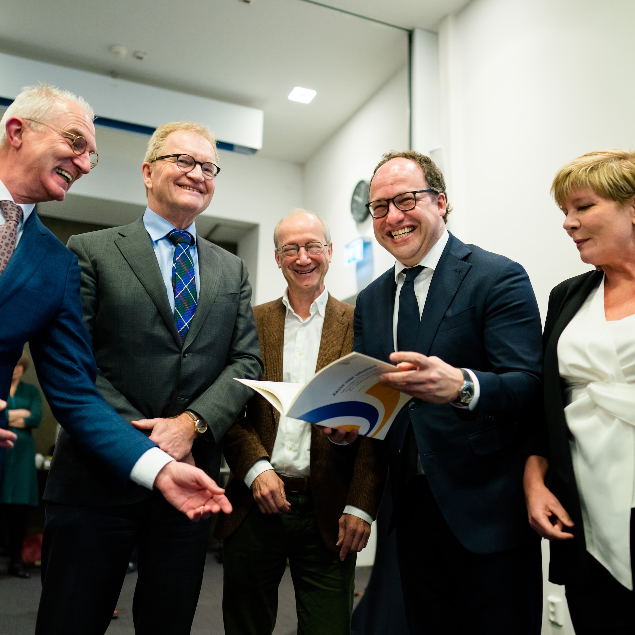 dit vinden broodfondsen zzp organisaties en zzp ers van voorstel aov