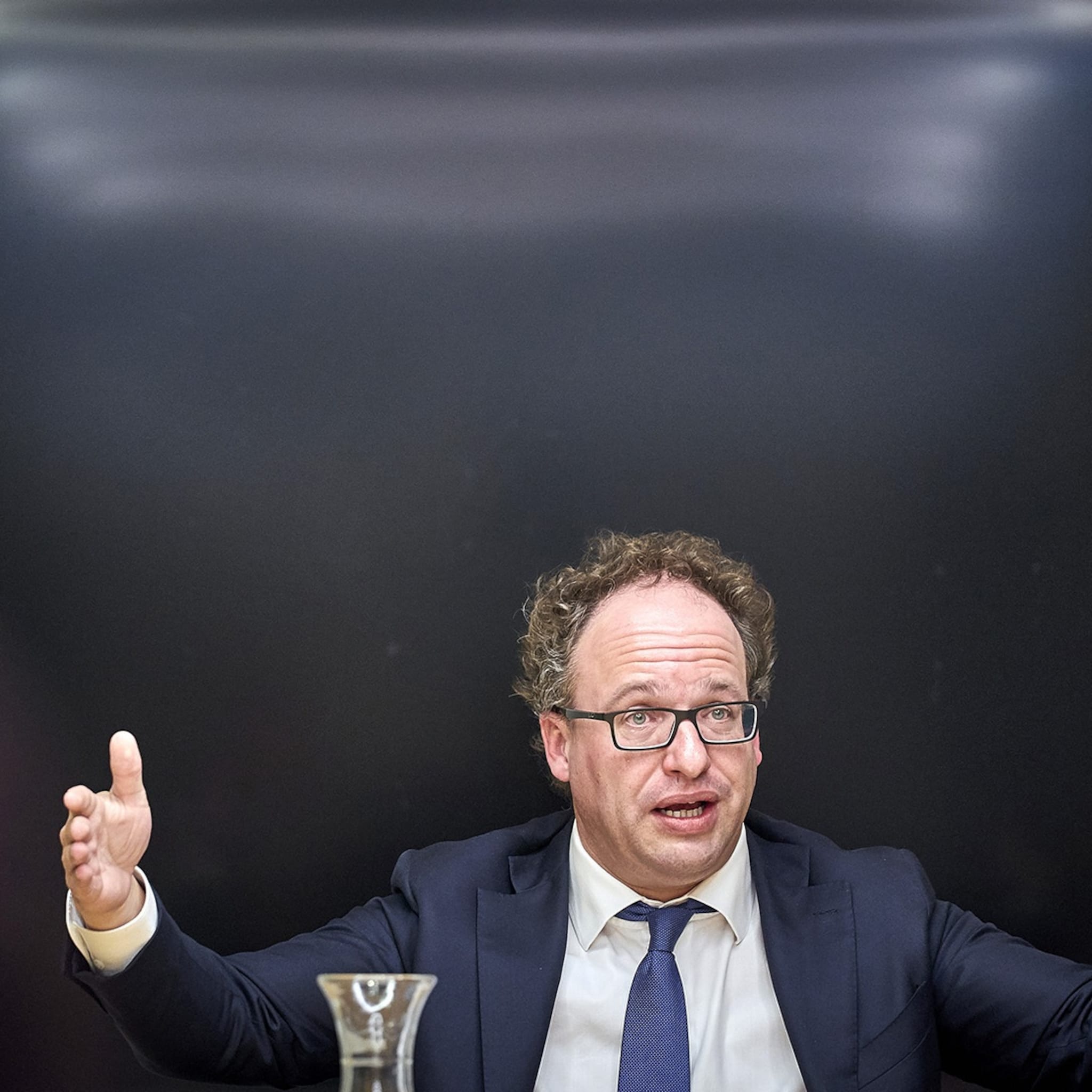 voorstel dit moeten zzp ers gaan betalen voor verplichte aov