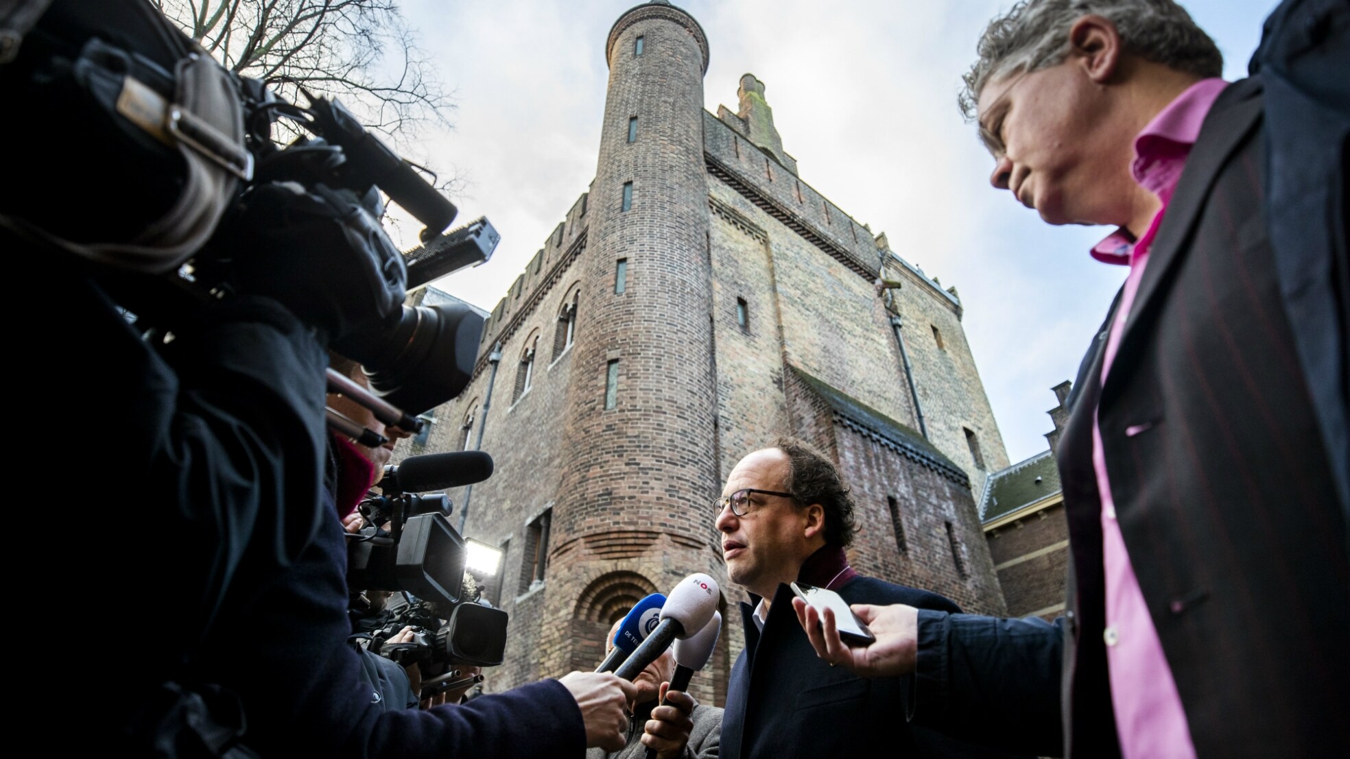 Volgens minister Koolmees van Sociale Zaken en Werkgelegenheid hebben vooralsnog 25 bedrijven werktijdverkorting aangevraagd vanwege het coronavirus. Foto: ANP.
