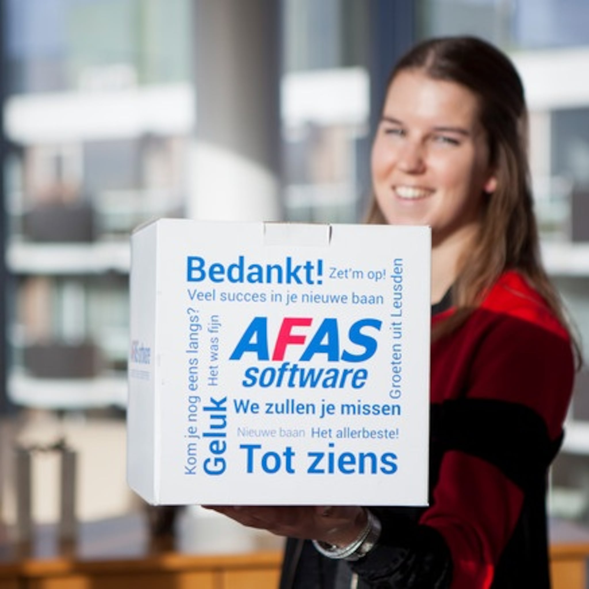 afscheid nemen van personeel een bloemetje is niet genoeg meer