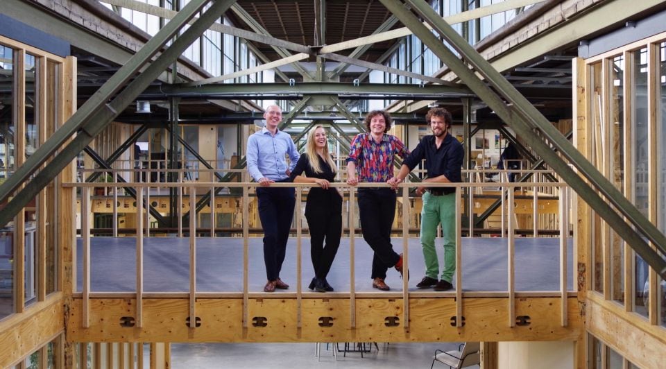 De oprichters van Sustainer Homes (van links naar rechts): Gert van Vugt, Jacintha Baas, Sol van Kempen en Wolf Bierens. Foto's: Sustainer Homes/BASEPHOTOGRAPHY
