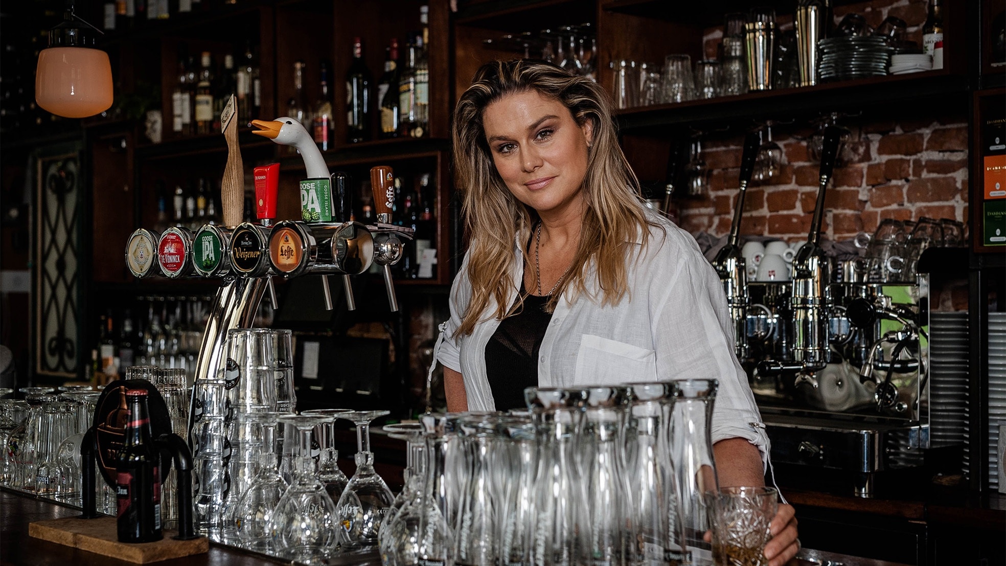 Bianca Koedam is al jaren een bekend gezicht in de Rotterdamse horeca. Foto: German Villafane
