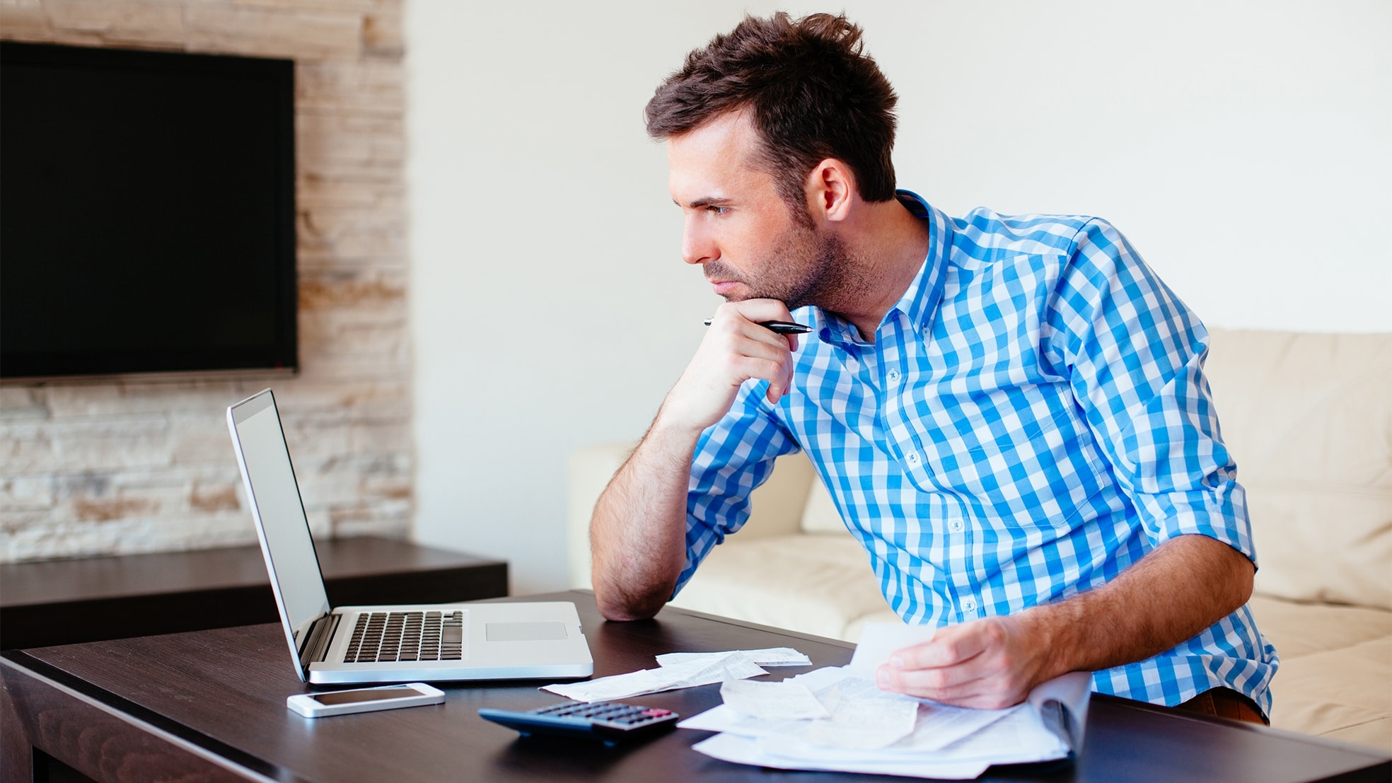 Het is belangrijk dat ondernemers letten op de aanmeldtermijn voor de KOR en zich vier weken voor het eerstvolgende btw-aangiftetijdvak aanmelden. (Foto: Shutterstock)