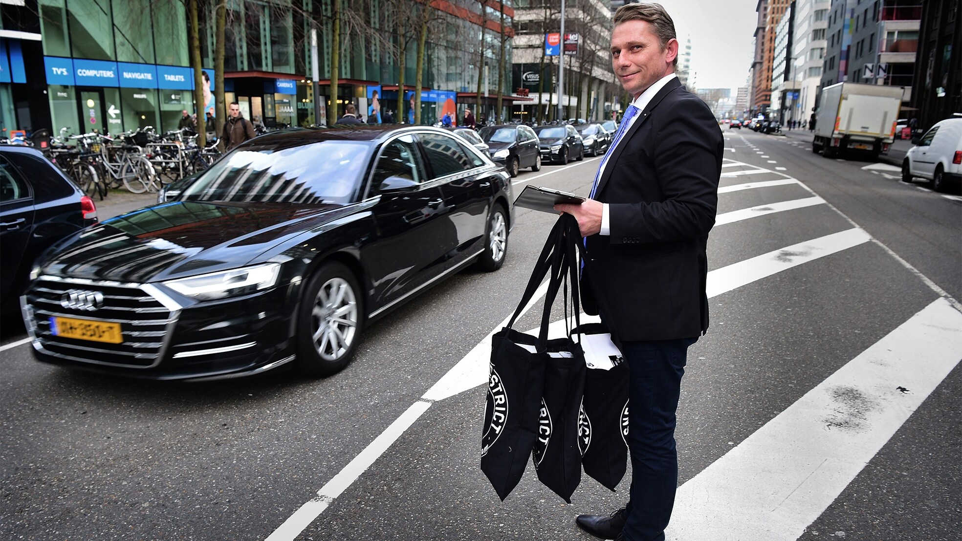 Adrian Sarbulescu, oprichter van Emily Company. (Foto: Marcel van den Bergh)