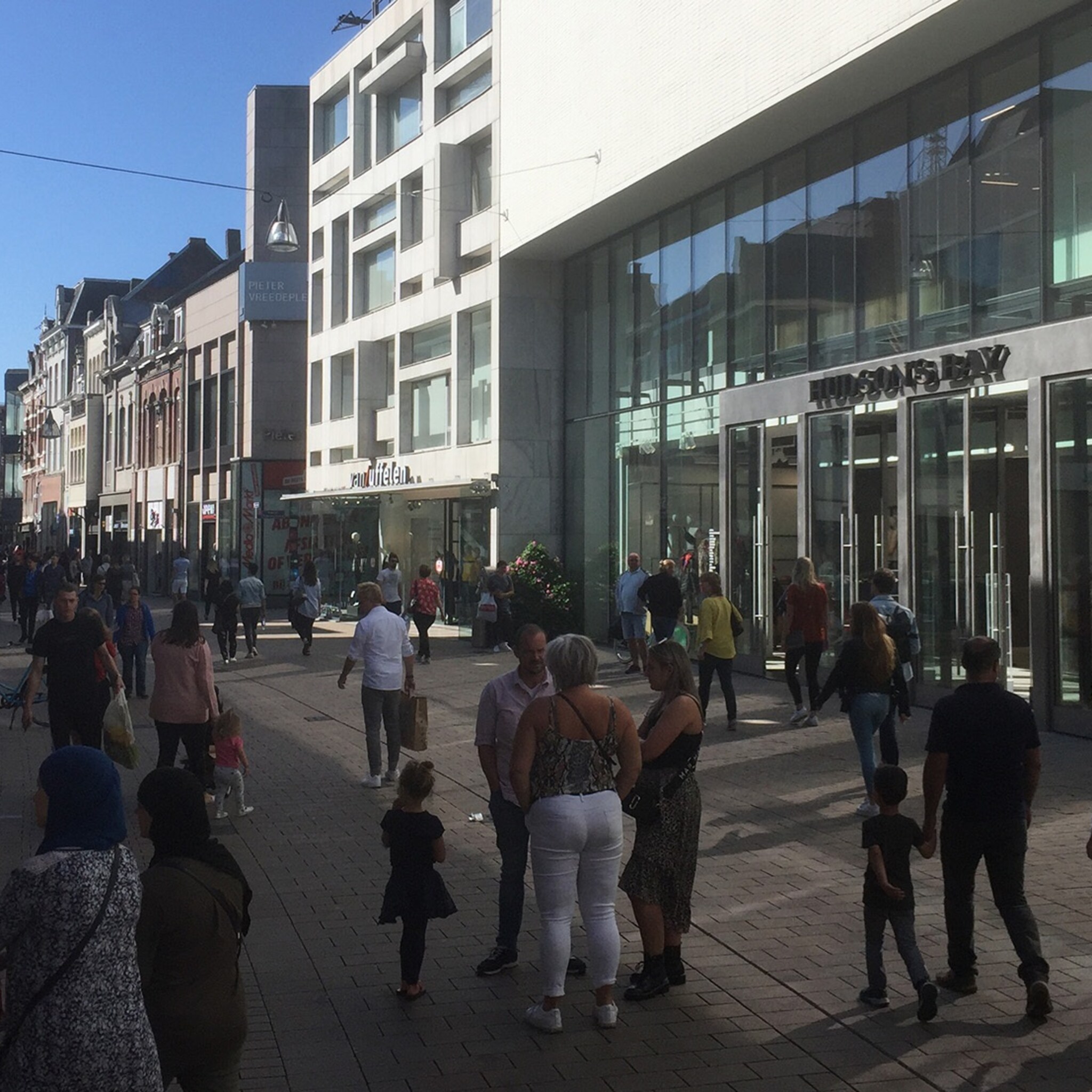 de winkelstraat van tilburgse boodschappenstraat naar winkelstad