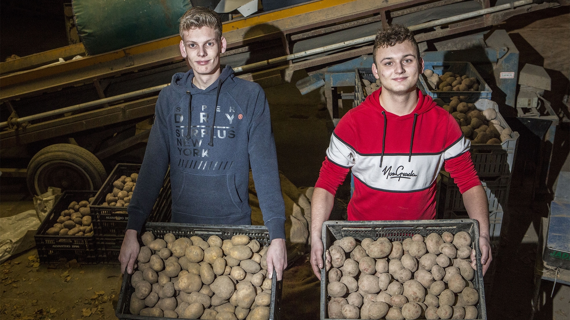 Mels Kooij (links) en Bas Peeters verkopen hun piepers online. Arie Kievit