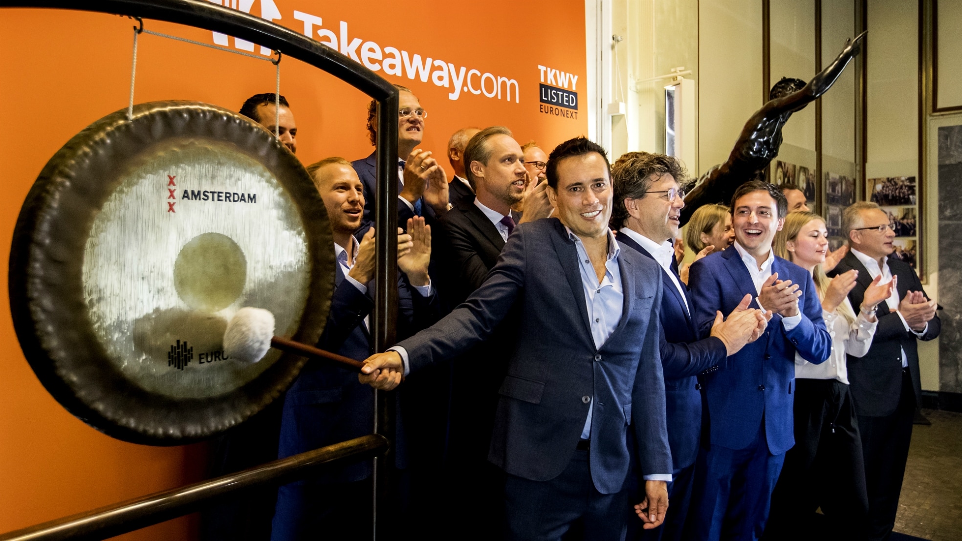 Jitse Groen, founder/ceo van Thuisbezorgd, tijdens de beursgang van zijn bedrijf in 2016. Nu stapt hij met moederbedrijf Takeaway in het Europese voetbal.