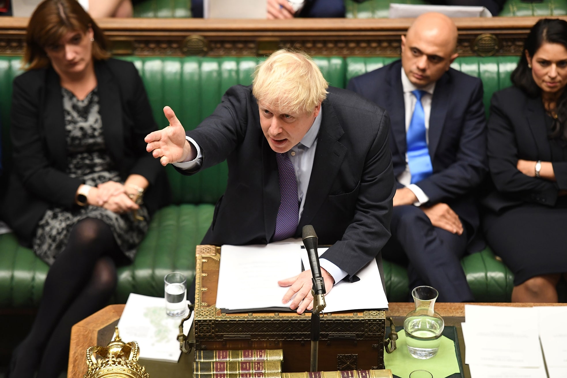 Boris Johnson dinsdagavond in het Lagerhuis (foto: Jessica Taylor/AFP)
