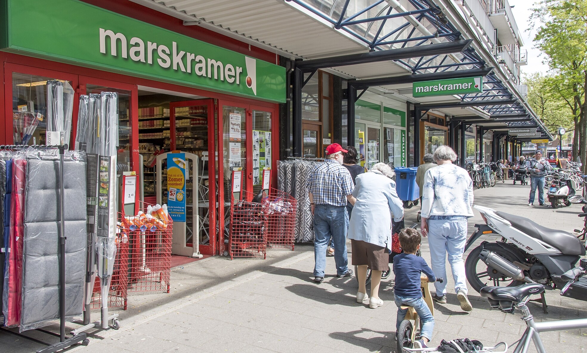 Klanten van Marskramer kunnen steeds vaker misgrijpen in de winkel (foto: ANP).