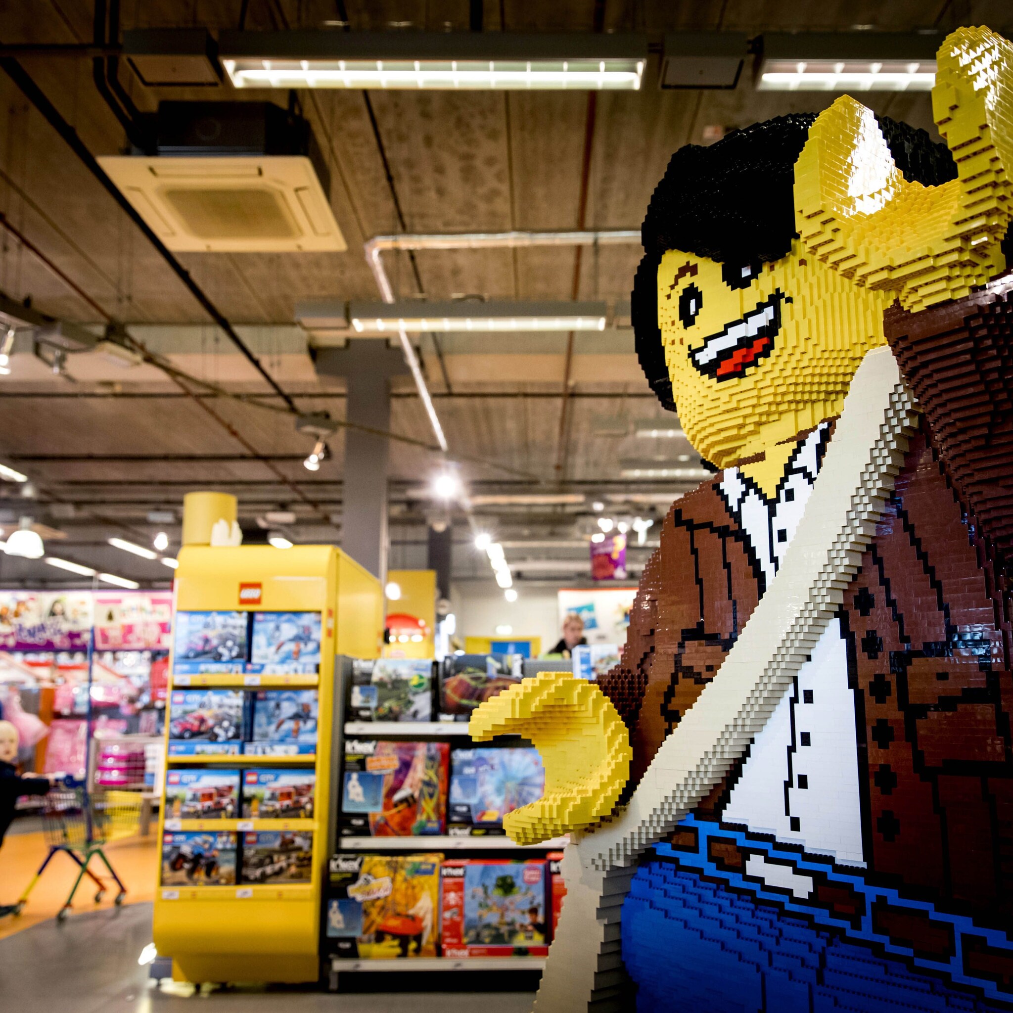 intertoys maakt plannen bekend terug naar roots met leuk en gaaf speelgoed