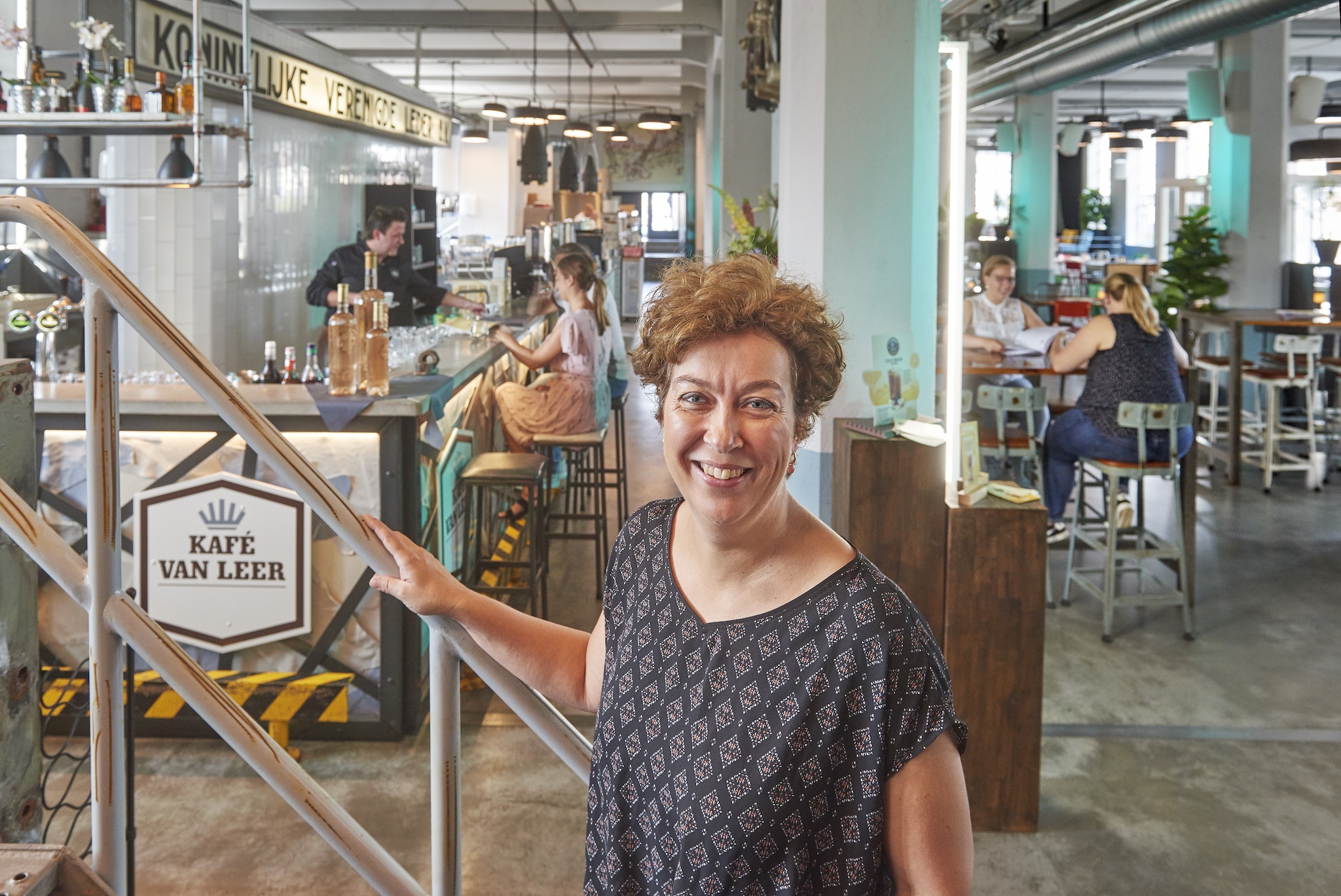 Heleen Huisjes in restaurant Keuken Van Leer, een toeristische bezienswaardigheid in Oisterwijk.