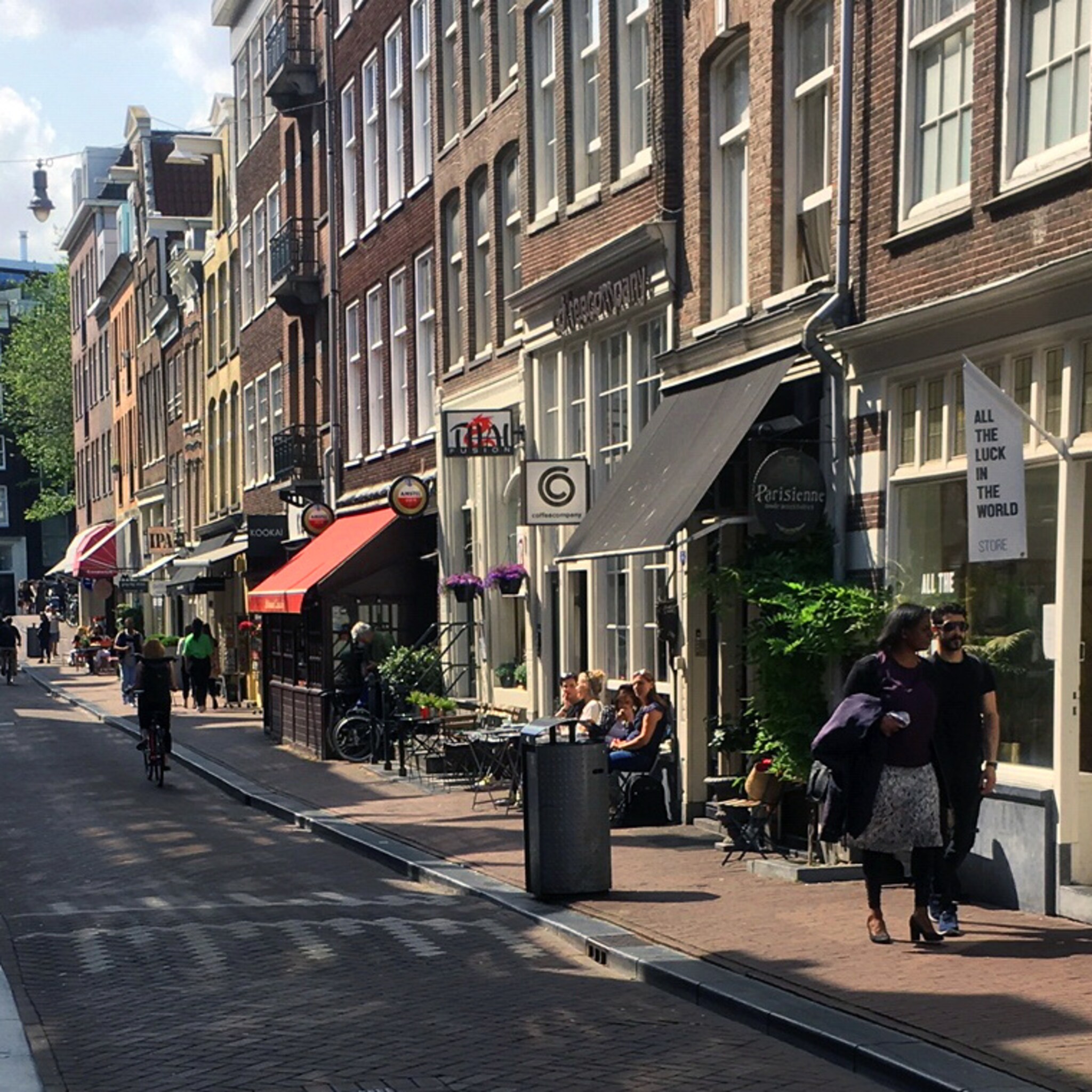 de winkelstraat ondernemers berenstraat amsterdam in spagaat door toerisme en huur