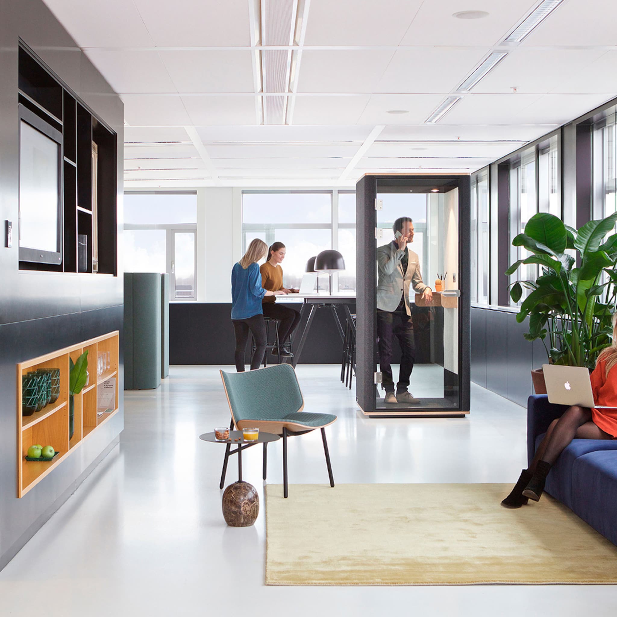 stilte op een druk kantoor dat kan met de silence call
