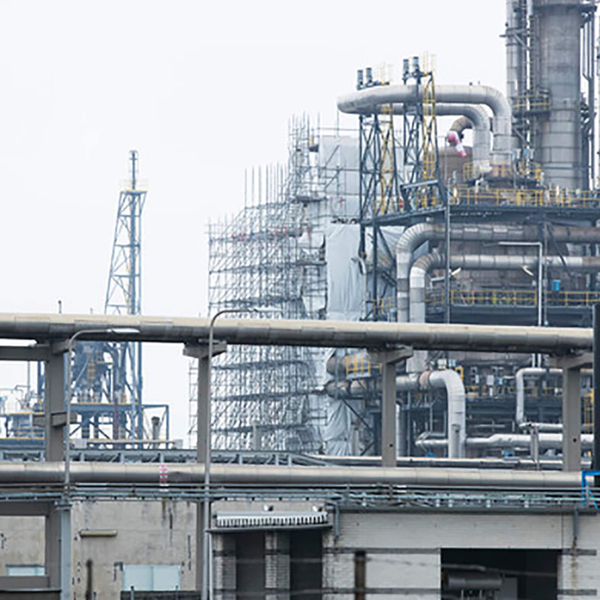 deal over co2 taks in zicht rekening naar vervuilende bedrijven