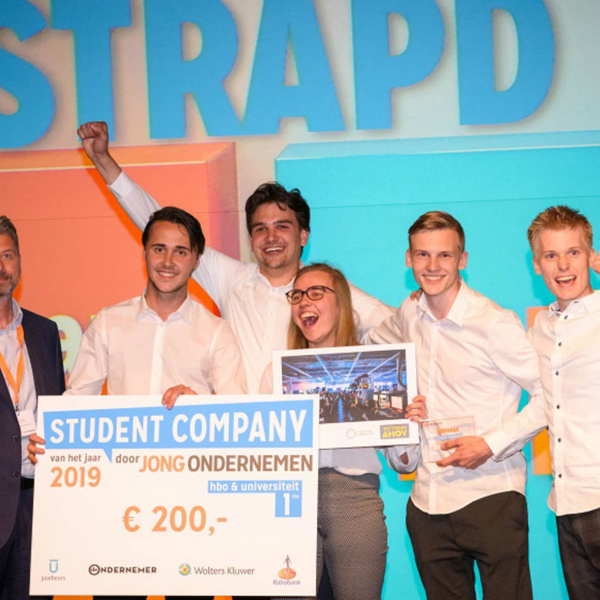jari 23 gaat met prijswinnend strapd sokkenmarkt op zijn kop zetten