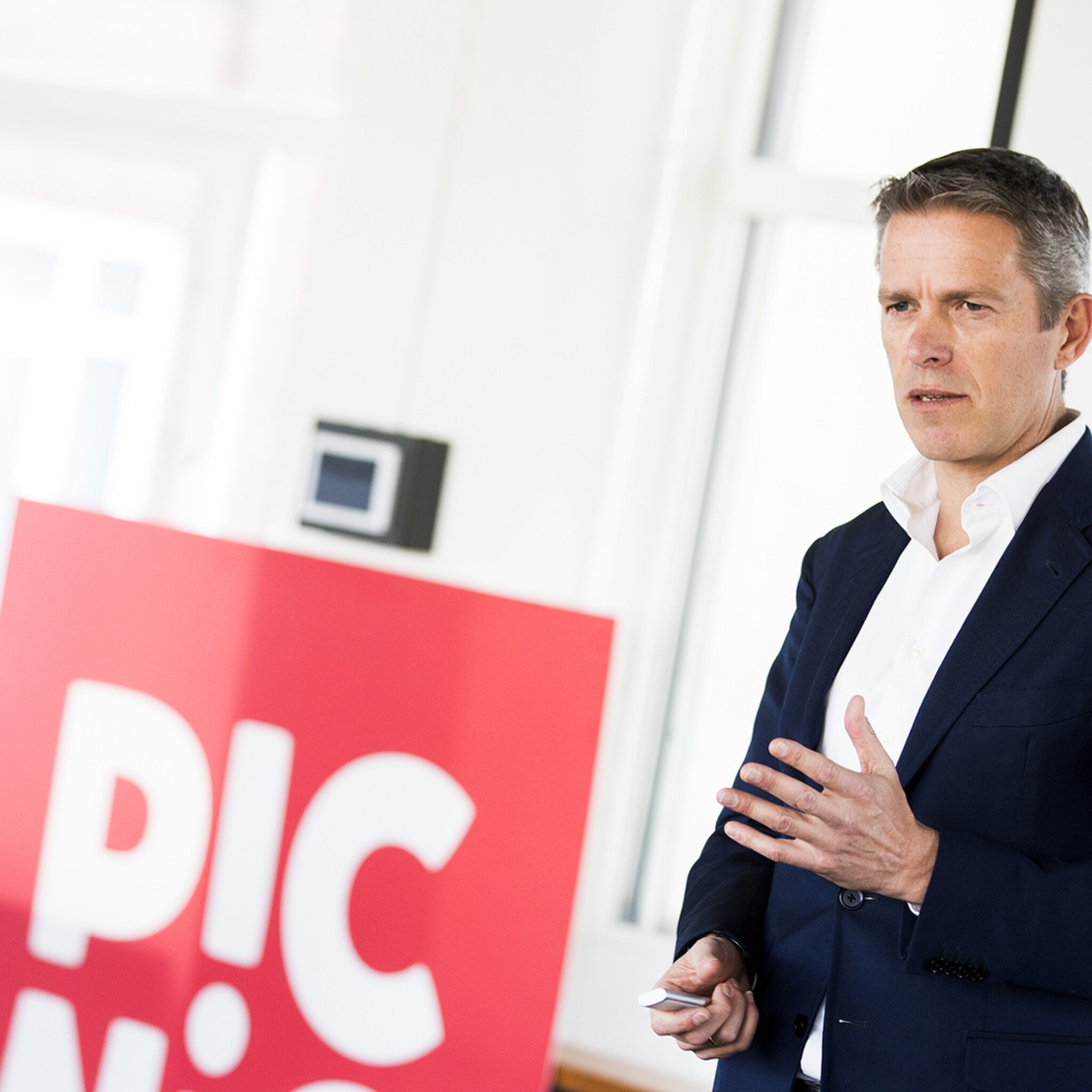 onlinesuper picnic geeft personeel meer loon en sluit zich aan bij cao