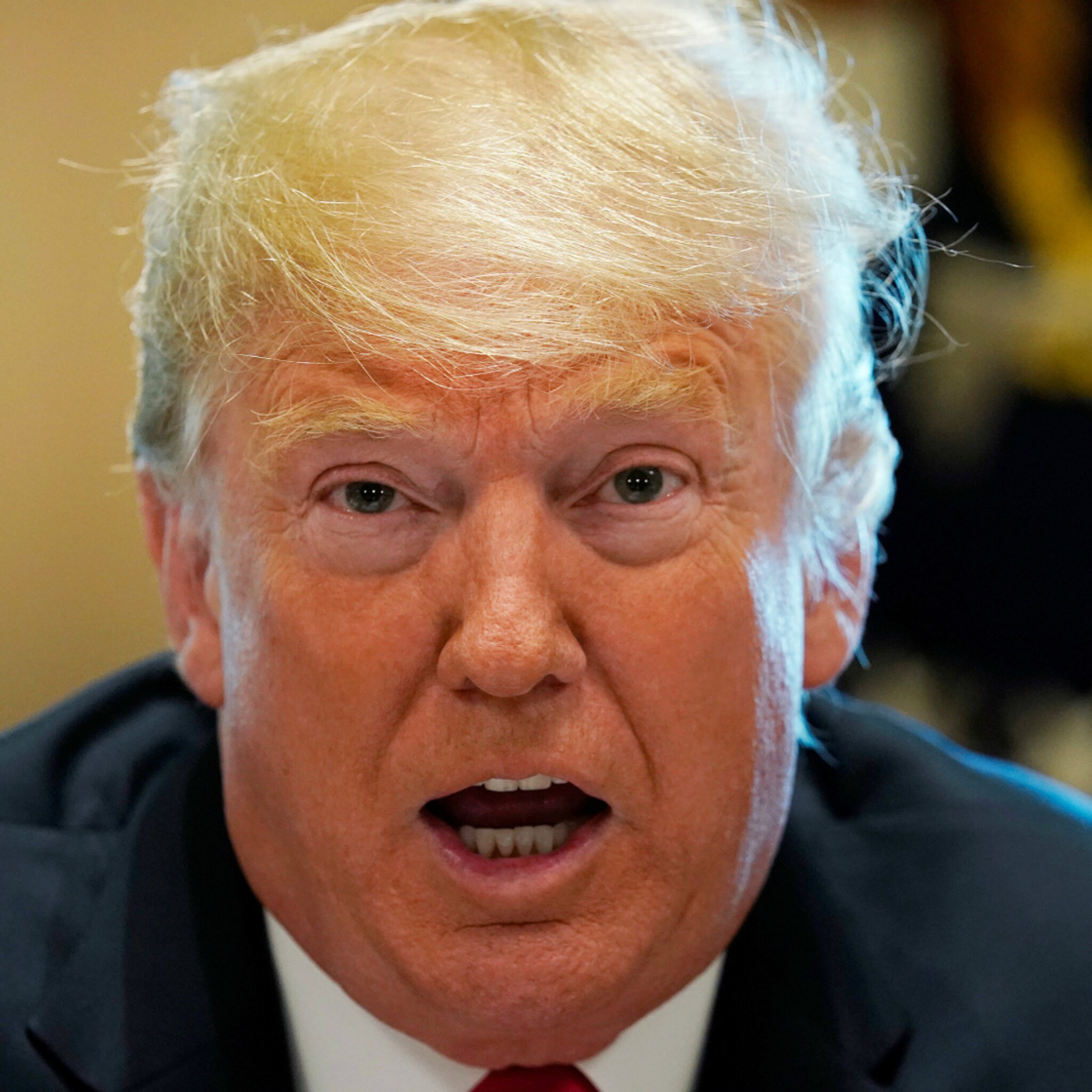 hoe donald trump de veldhovense chipmachinemaker asml dwars zit