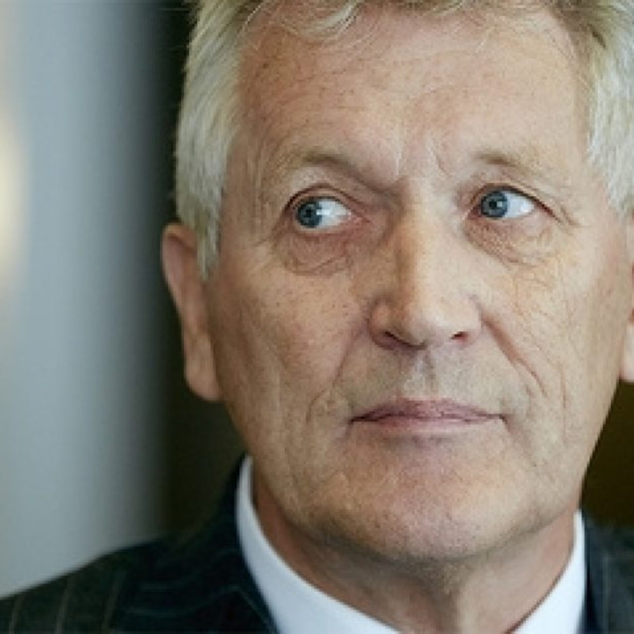 dirk scheringa probeert het met cryptomunten al 10 miljoen dollar in kas