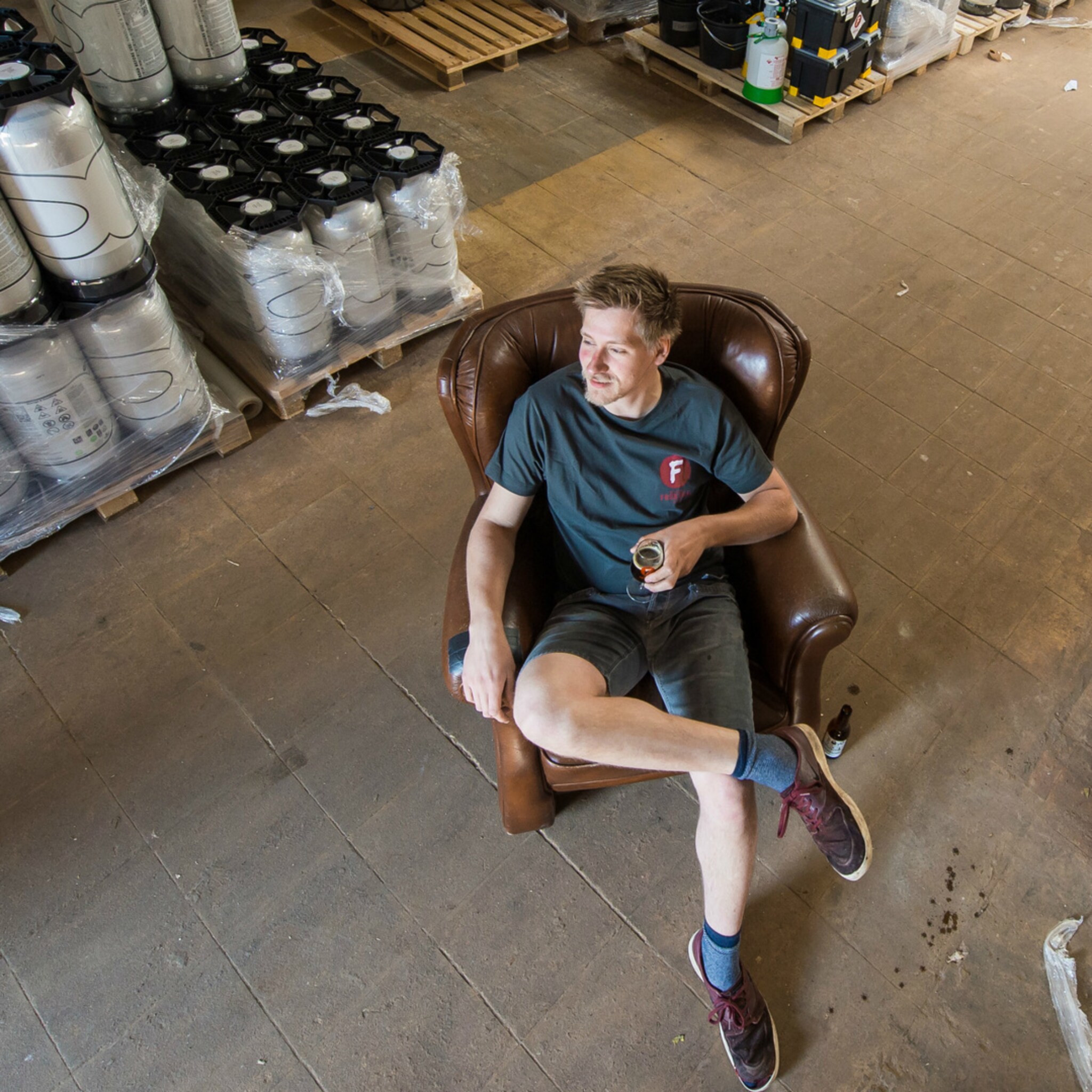 bredase brouwer frontaal trekt in oude snoepfabriek faam