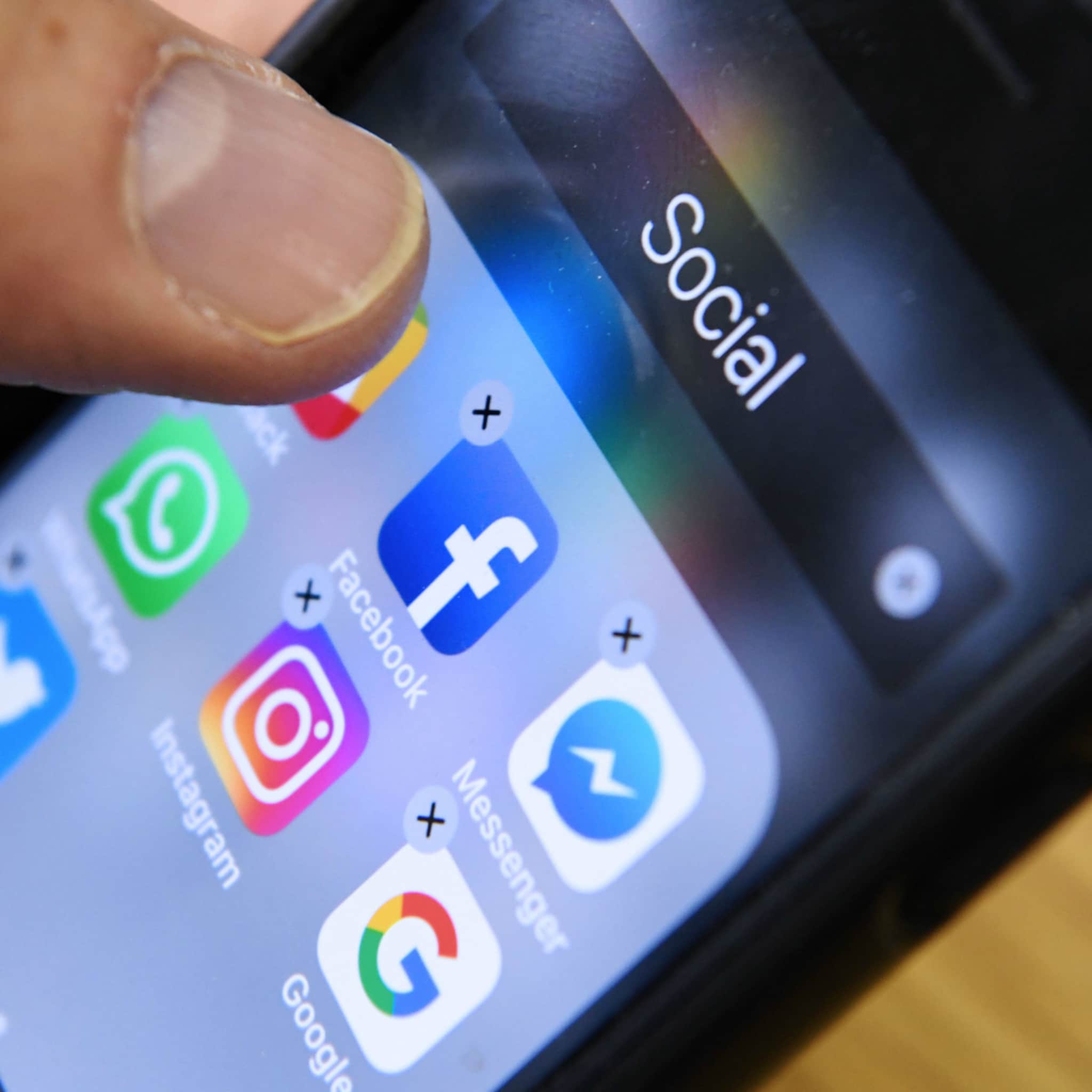 facebook houdt bij met wie jij belt en sms t maar zo schakel je dat uit