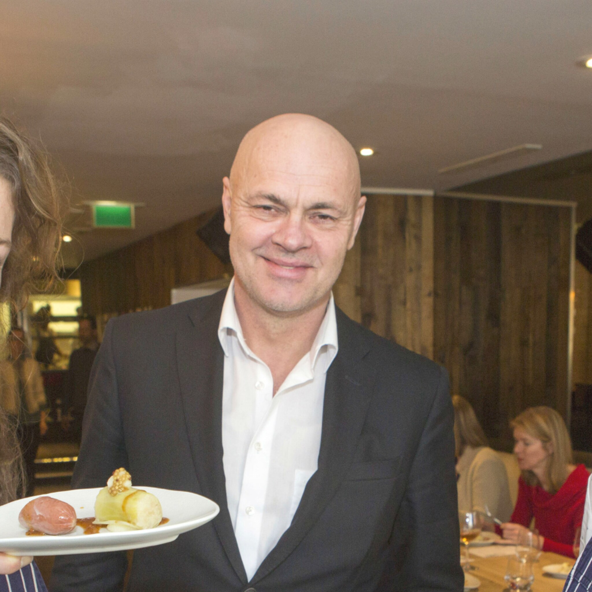 vegetarische slager maakt grote stappen en opent allereerste restaurant