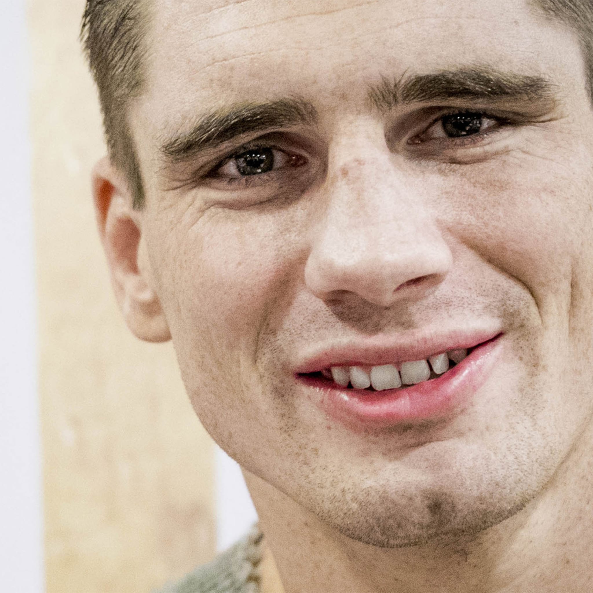 kickbokskoning en zakenman hoe rico verhoeven zijn geld verdient
