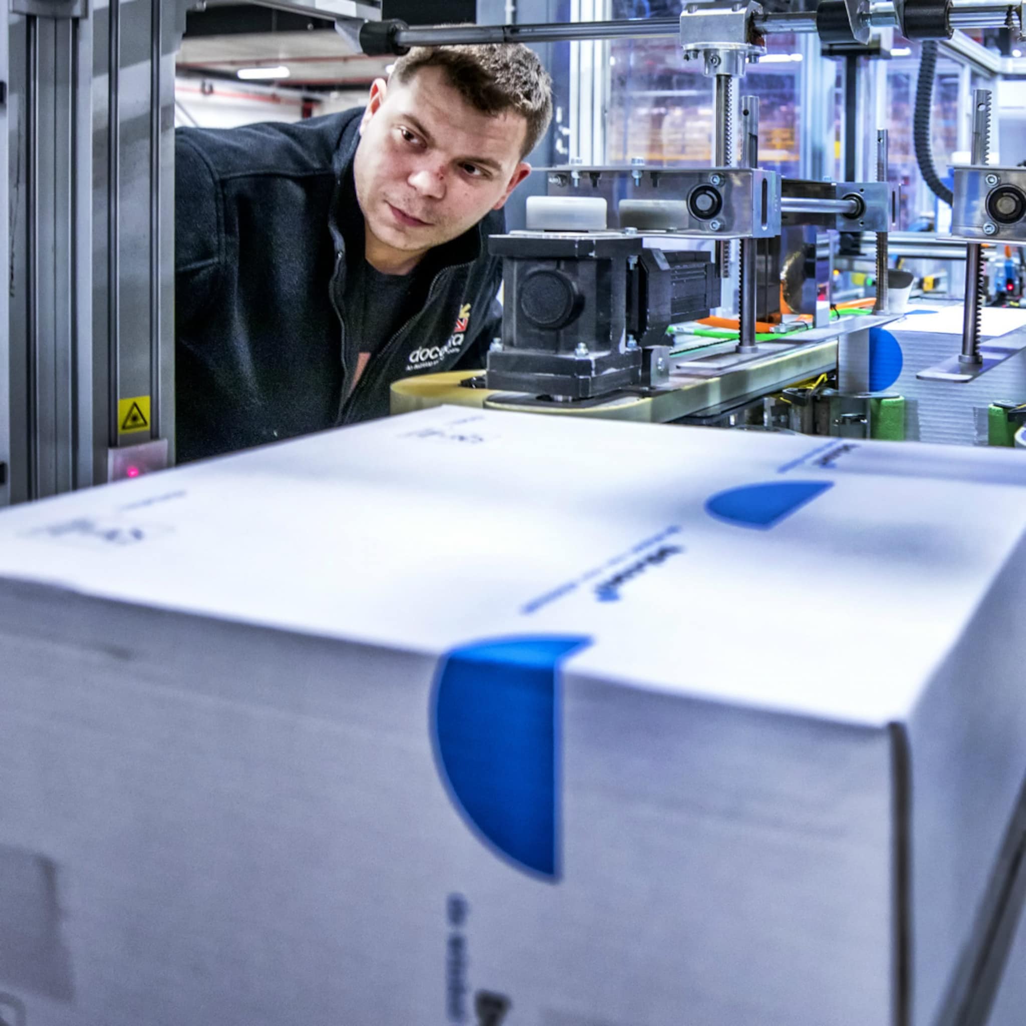 de wonderlijke logistiek achter de 16 miljoen artikelen van bol com