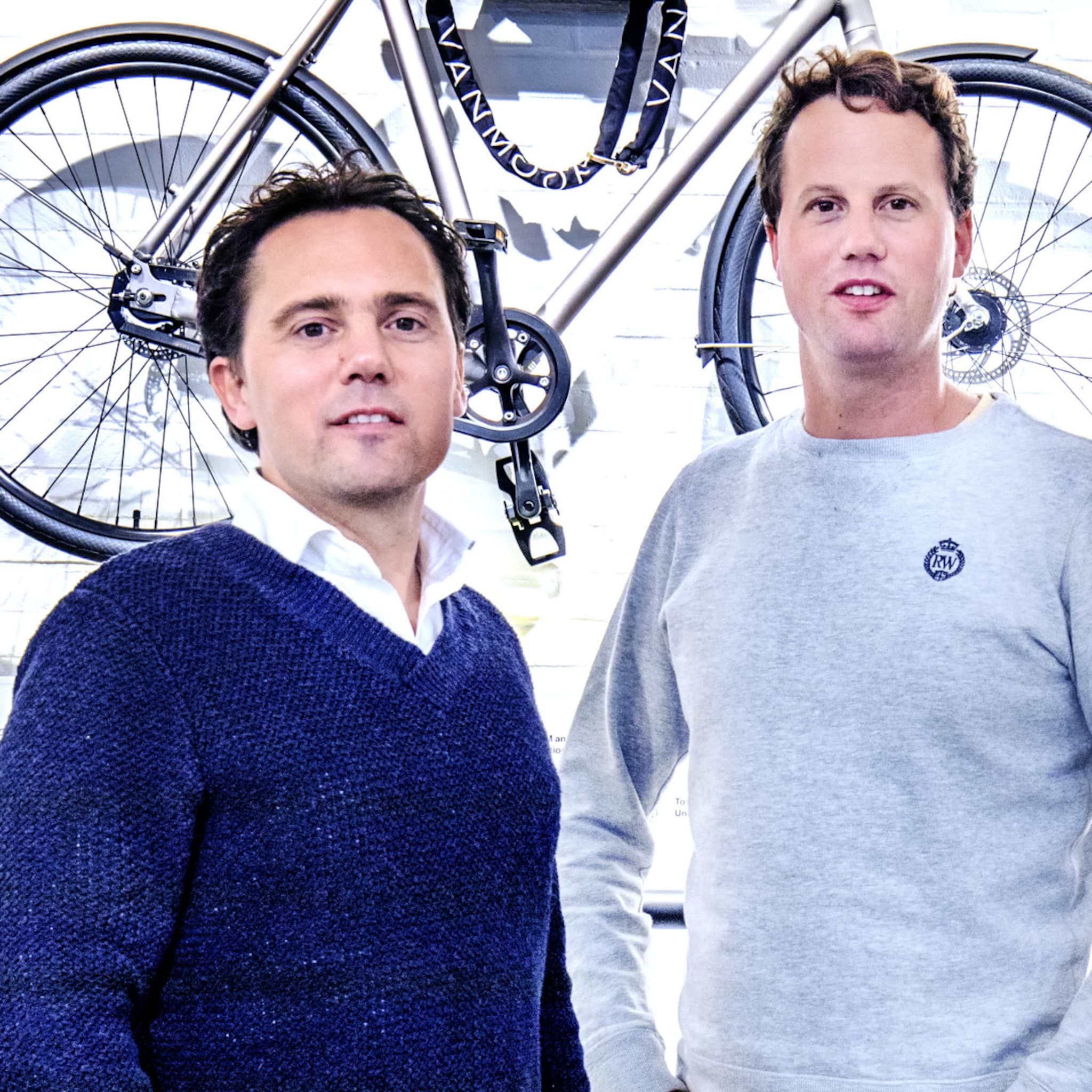 fietsfabrikant vanmoof zet 10 miljoen om en wil nu doorgroeien