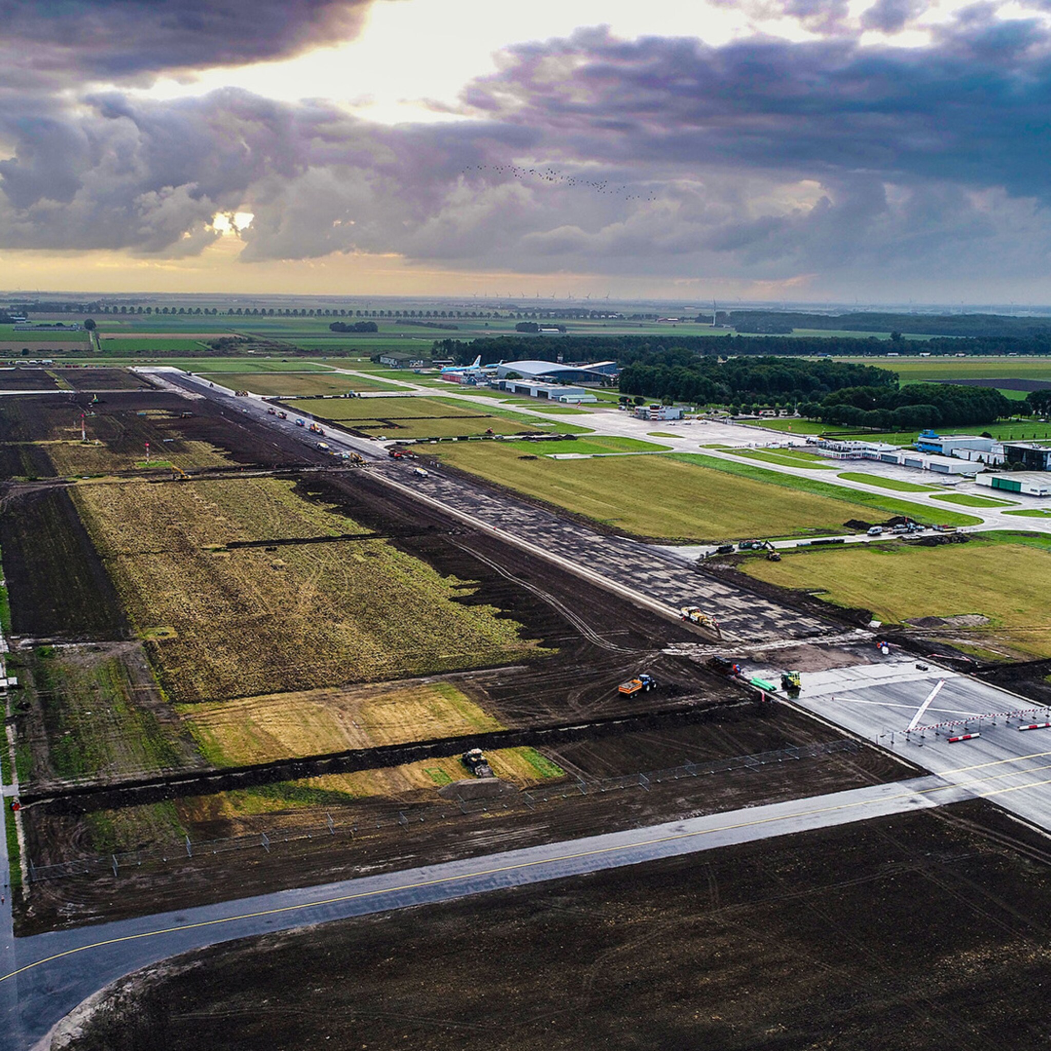 uitbreiding vliegveld lelystad ondernemers kunnen niet wachten