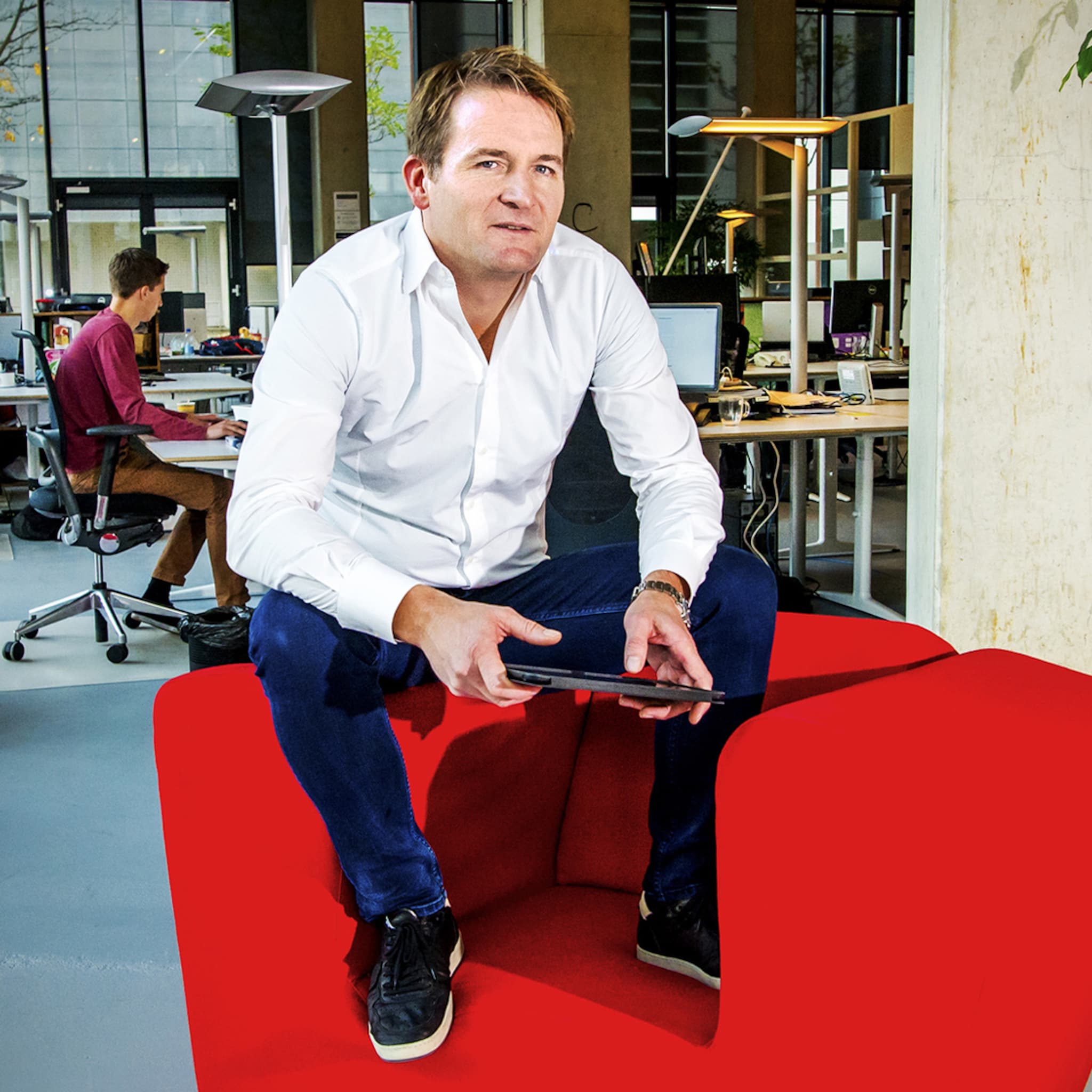 alphacomm digital commerce wil europese websupermarkt voor digitale producten worden