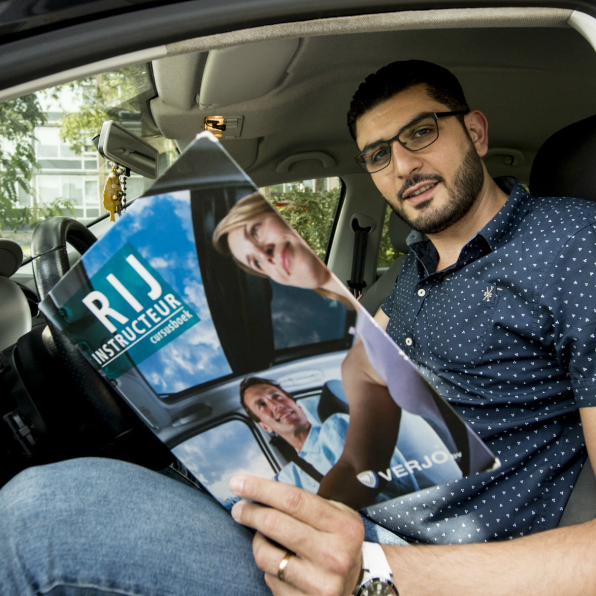 apeldoornse irakees droomt van rijschool voor arabieren
