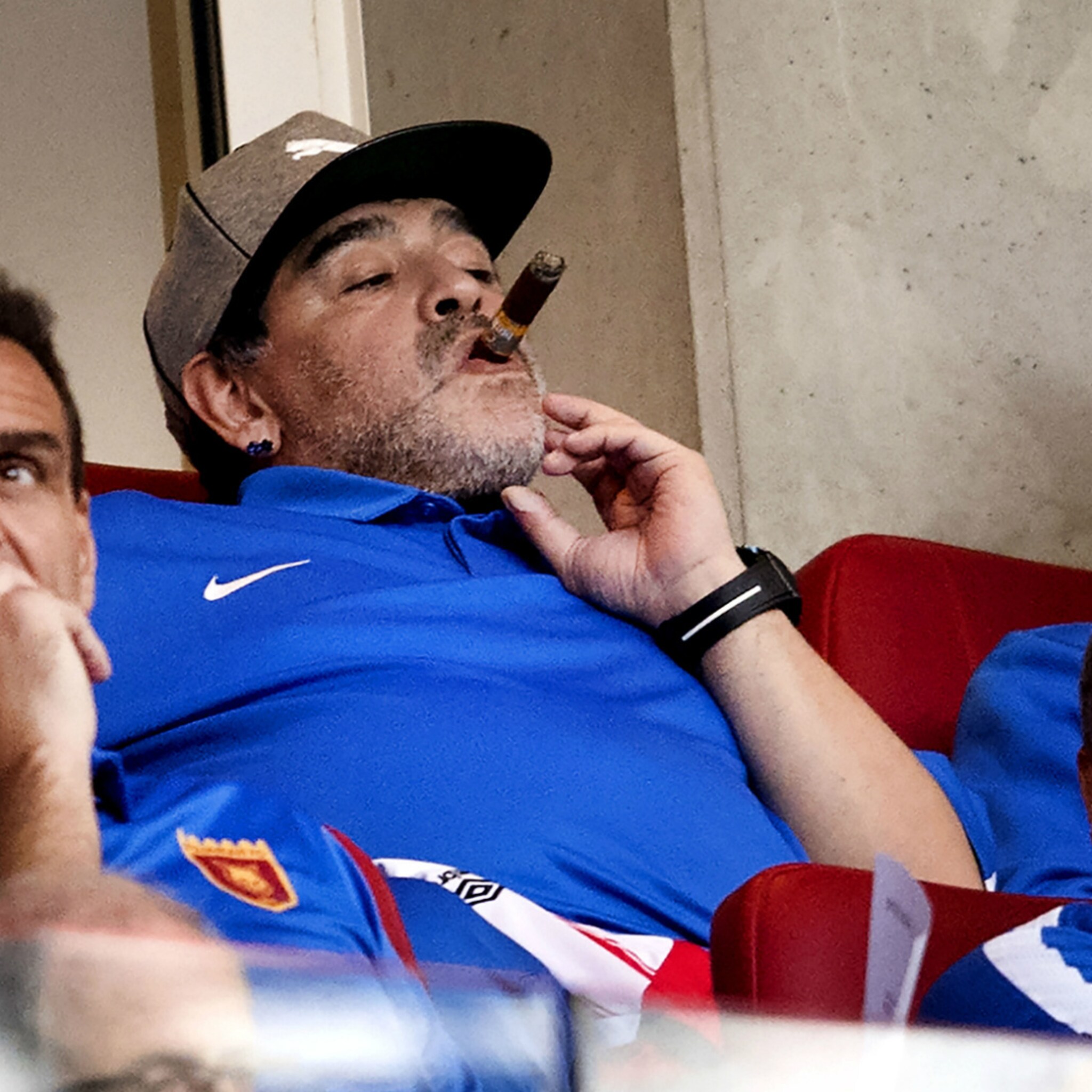 zo maakt bavaria gebruik van de komst van diego maradona naar nederland